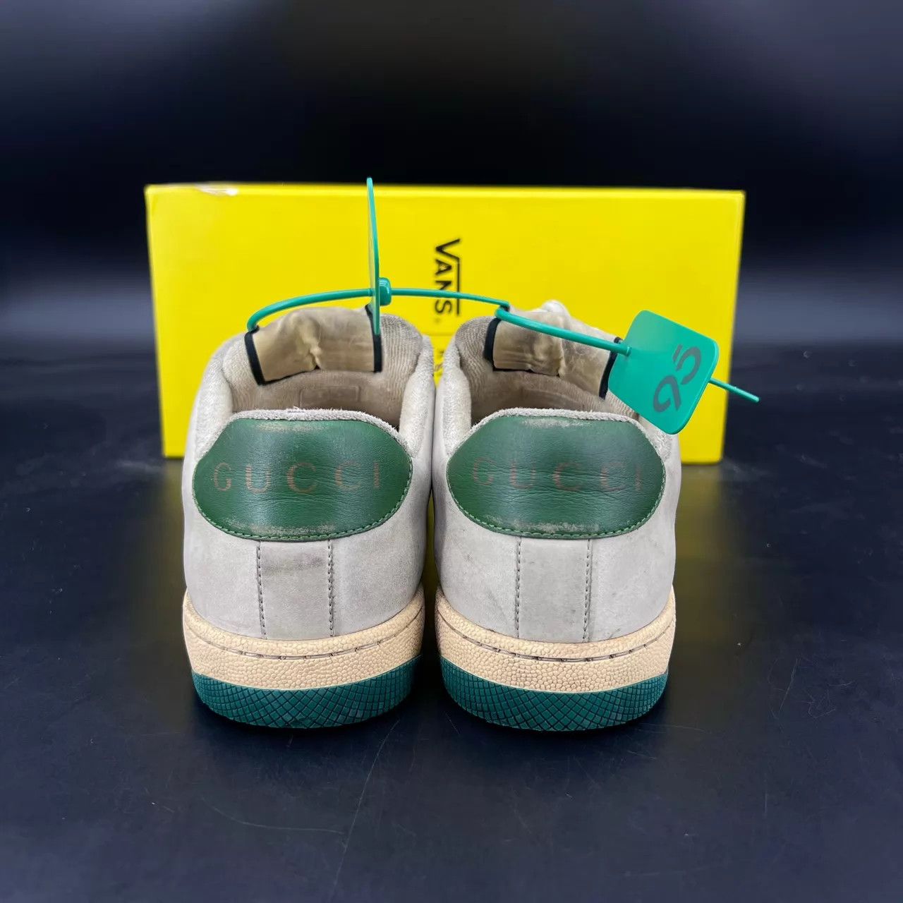 Gucci Gucci Green Dirty Sneakers EU 37.5 Size US 7 / IT 37 - 5 Thumbnail