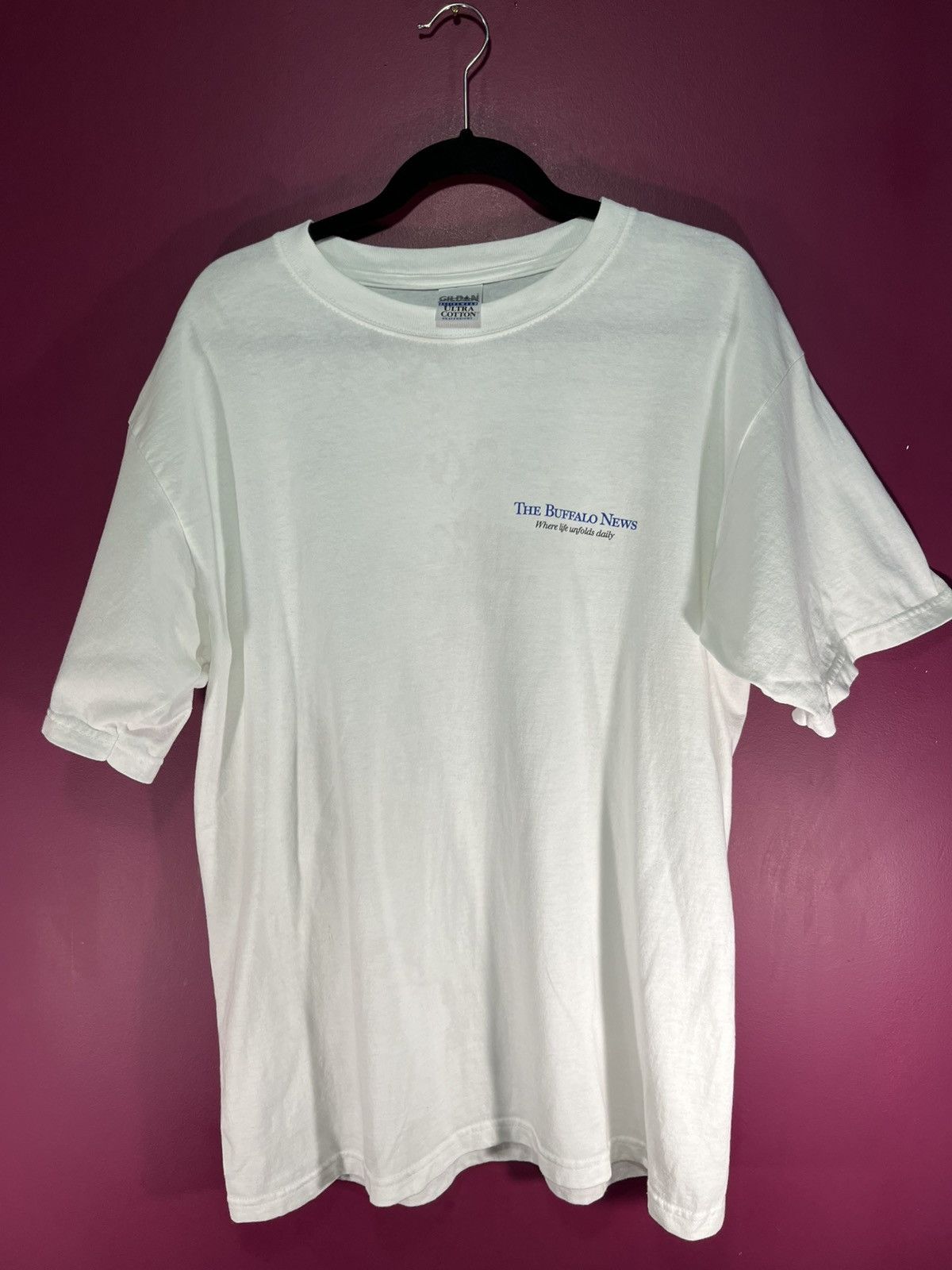 Gildan Buffalo news graphic tee Size US L / EU 52-54 / 3 - 2 Thumbnail