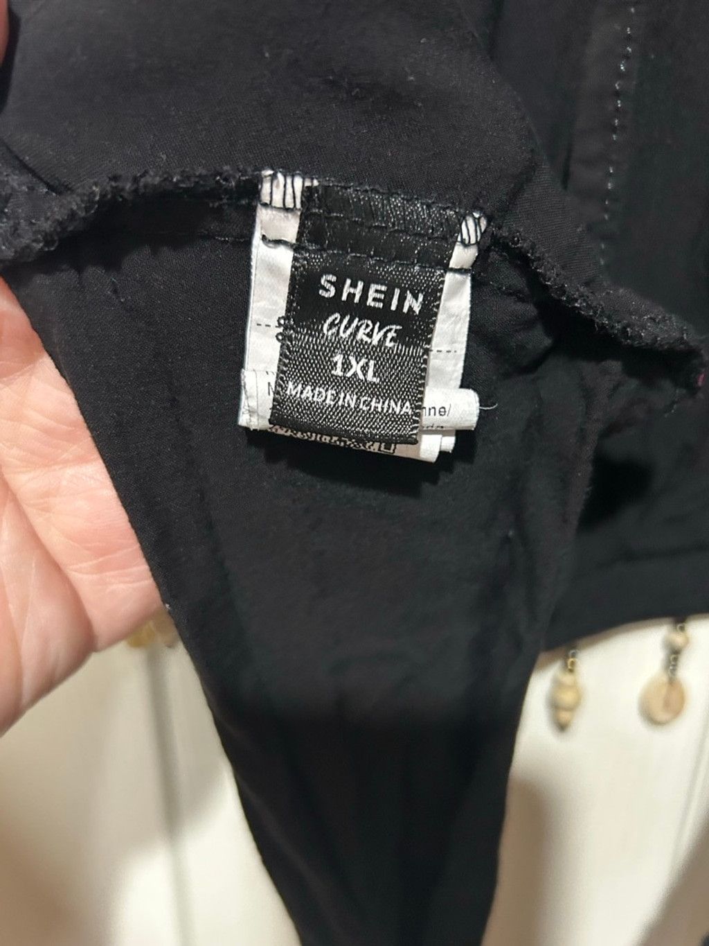 Shein Women's SHEIN Curve Black Multicolor Beaded Crop Top 1X Size XL / US 12-14 / IT 48-50 - 5 Thumbnail