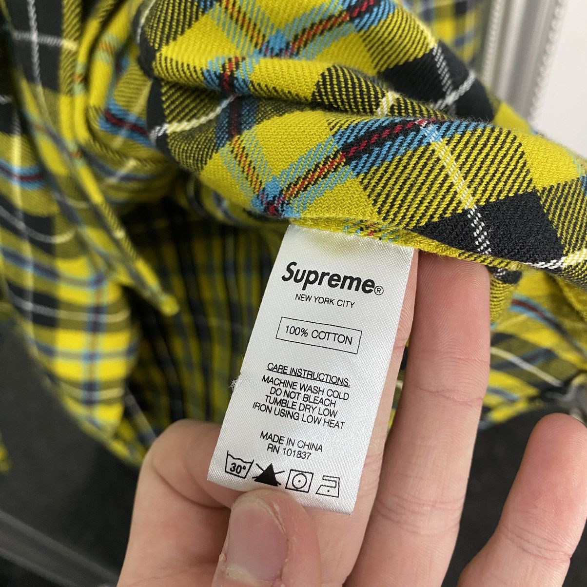 Supreme Supreme Shirt Size US M / EU 48-50 / 2 - 7 Thumbnail