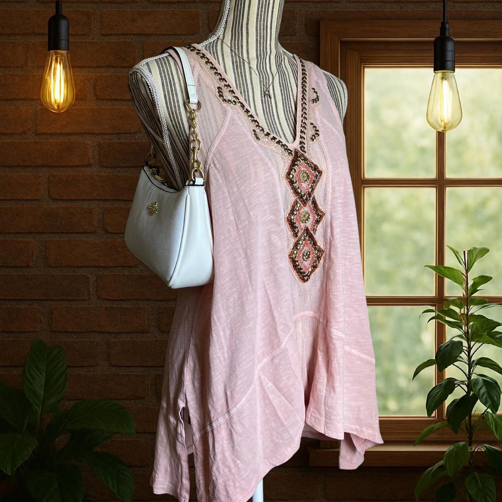 Free People Pink beaded boho top with sequence and mesh detailing Size S / US 4 / IT 40 - 3 Thumbnail