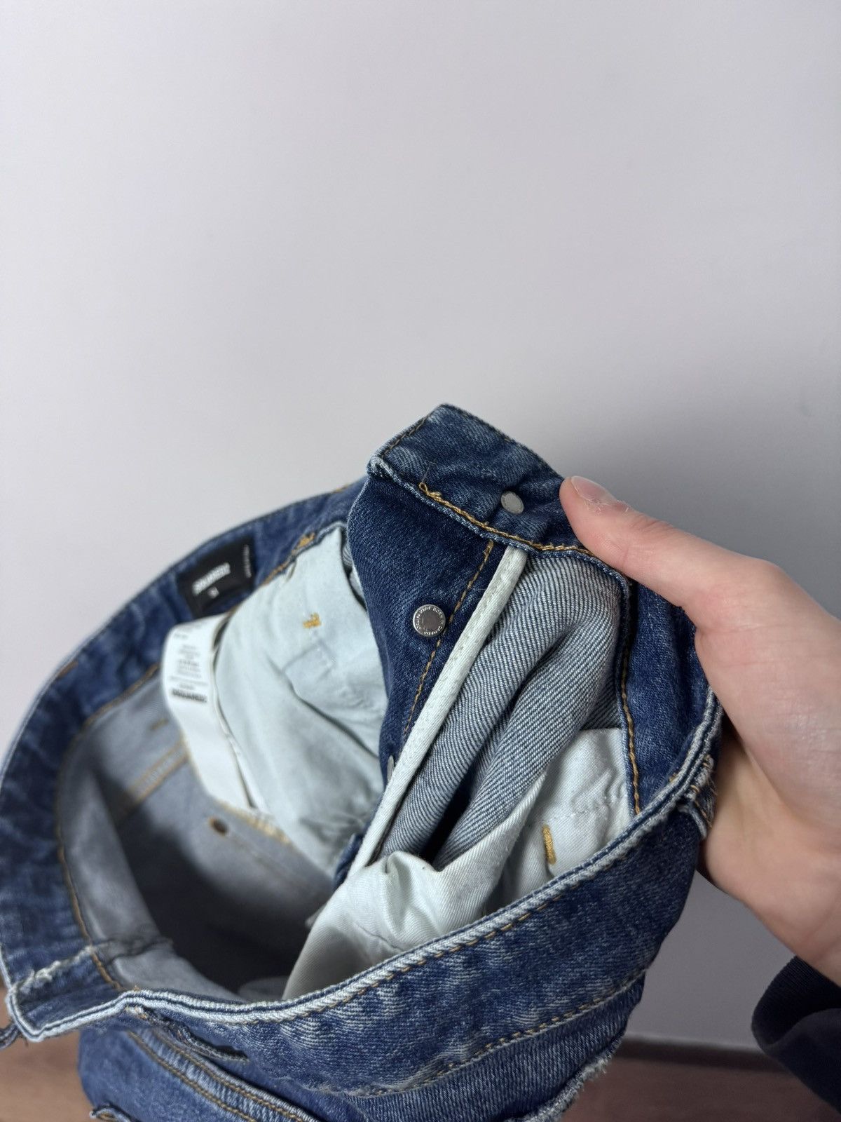 Dsquared2 00s Dsquared2 Faded Distressed Denim Jeans Size US 31 - 15 Thumbnail