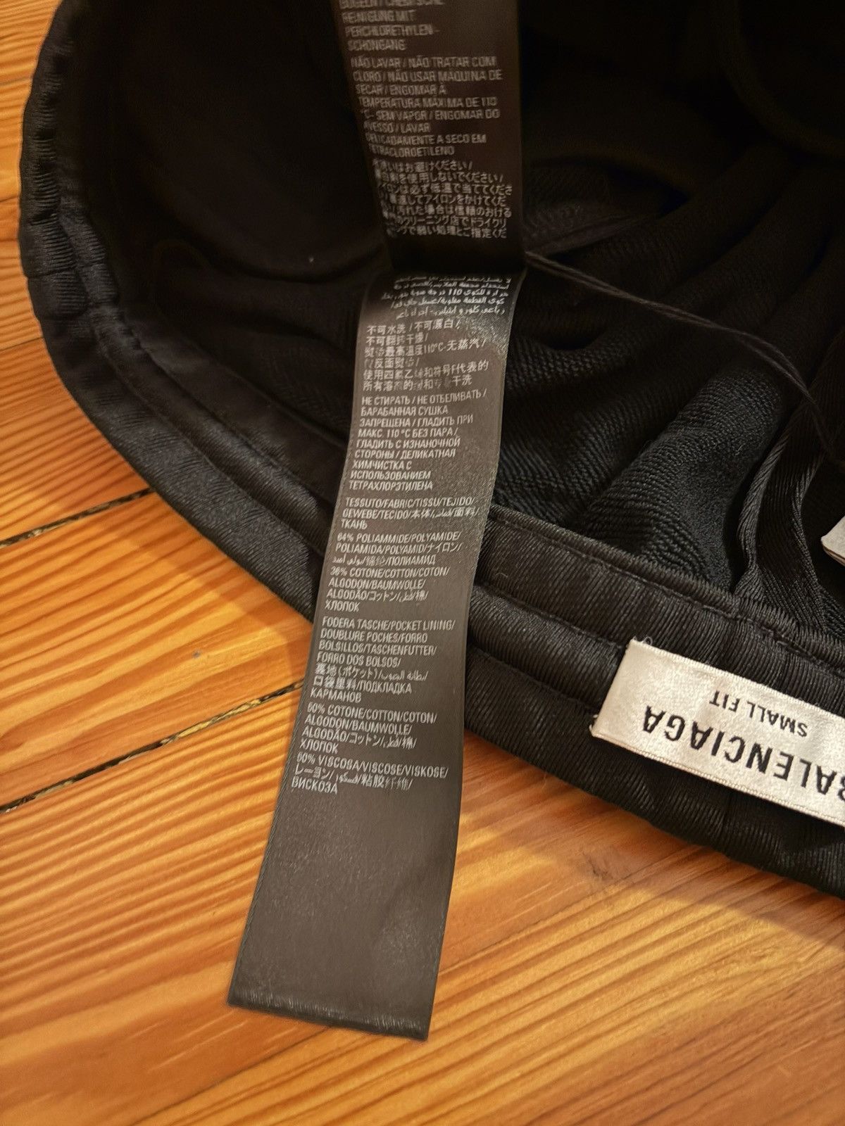Balenciaga Balenciaga Sporty B Flared Sweats Size US 31 - 10 Thumbnail