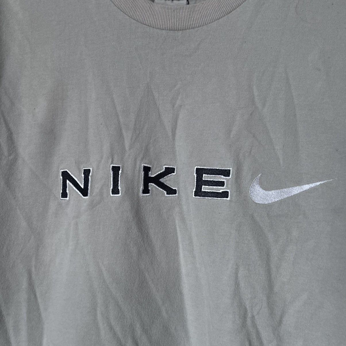 Nike × Vintage 90s Nike Big Logo Vintage Y2K Retro Tee T-Shirt Size US L / EU 52-54 / 3 - 3 Thumbnail