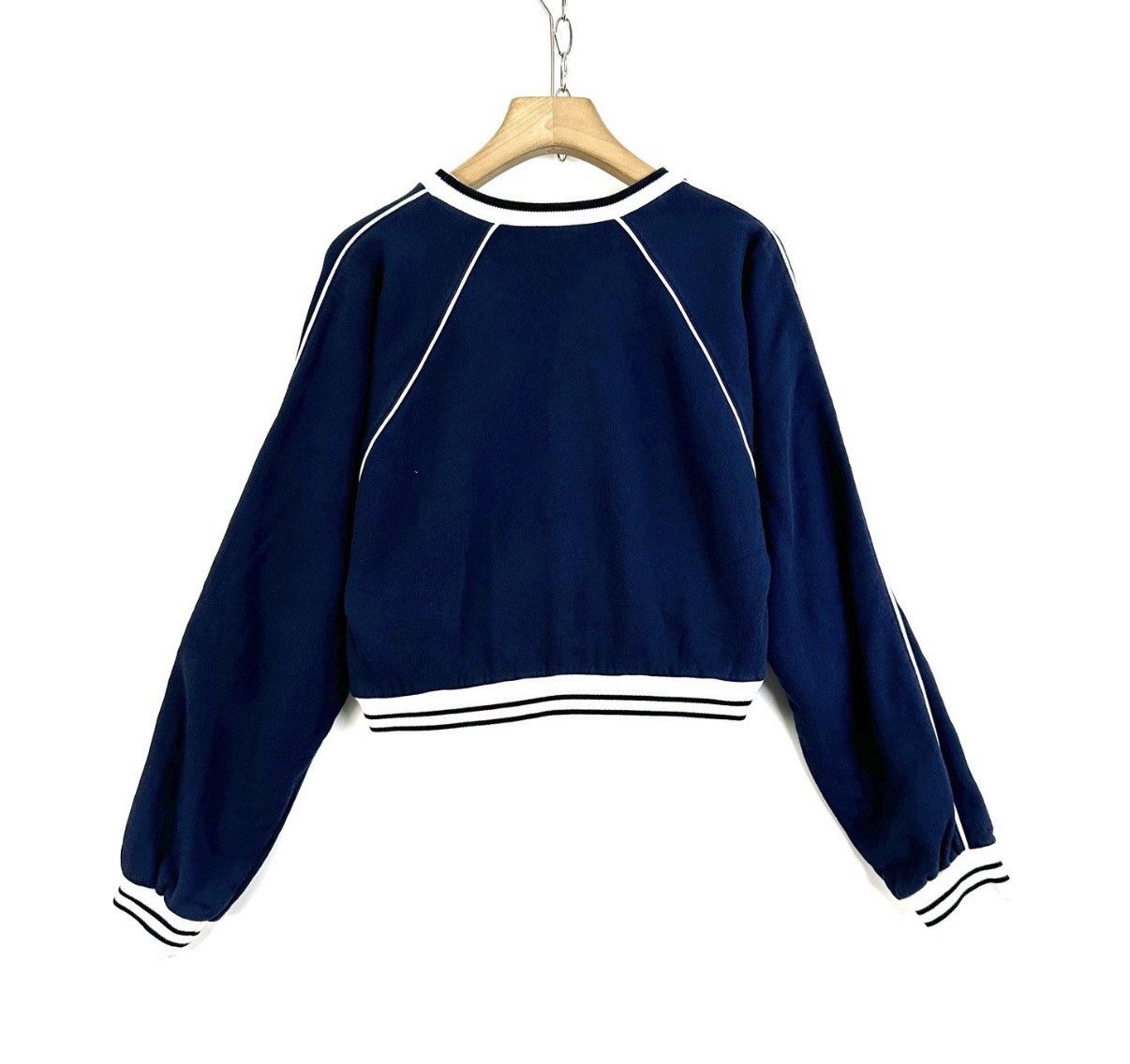 Gucci Gucci / Women's Navy Blue Crew Neck Sweatshirt K12 Size M / US 6-8 / IT 42-44 - 2 Thumbnail