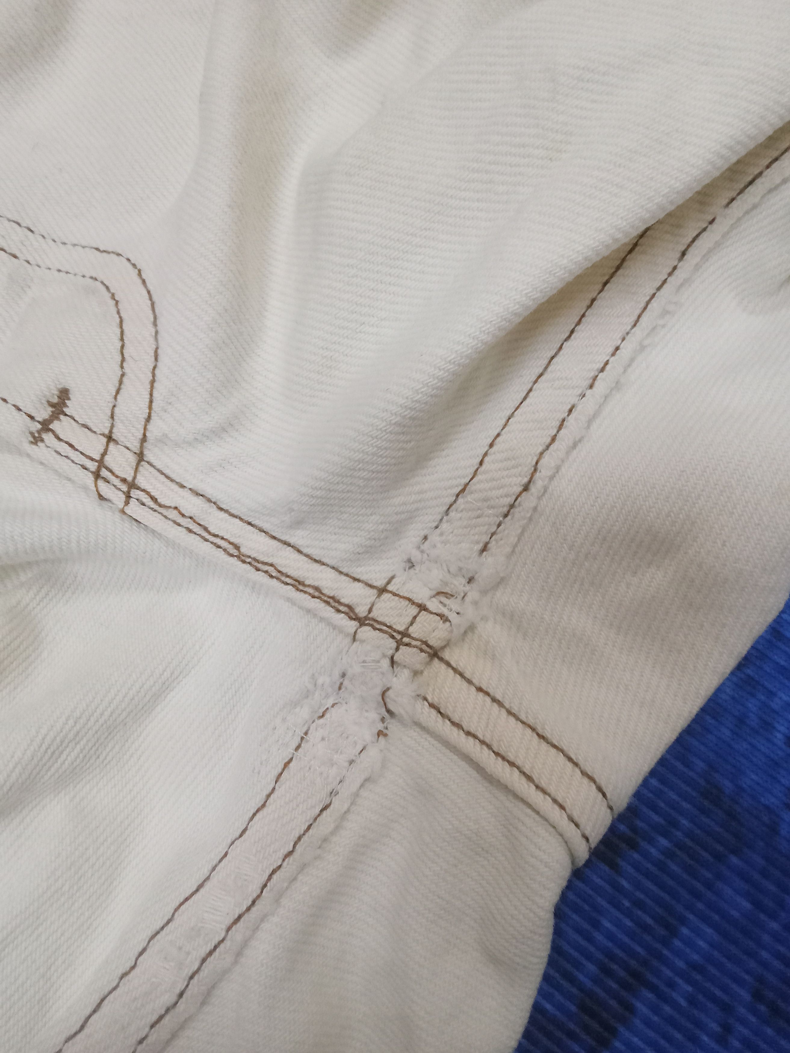 Levi's Vintage Levi's 501 Remake Distressed Jeans Size US 34 / EU 50 - 12 Thumbnail