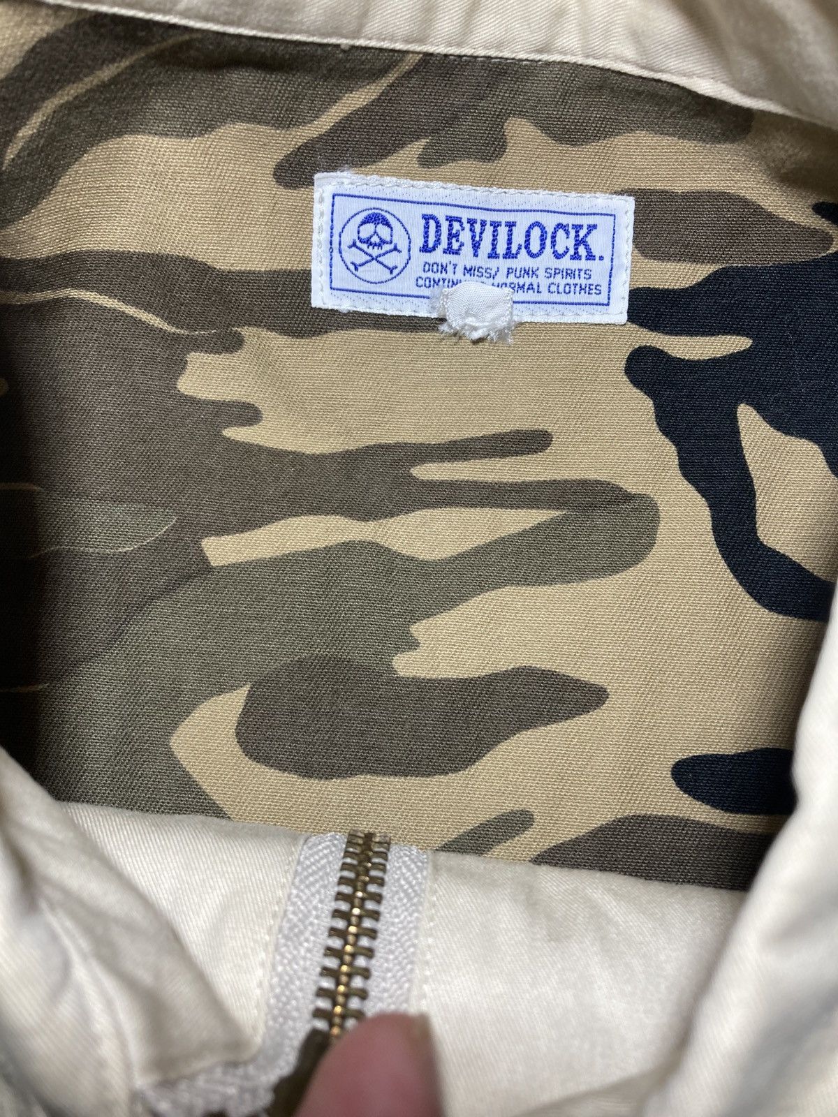 Devilock 1998 Devilock Canvas Work Jacket 90s Tan Camo Logo Vent Size US L / EU 52-54 / 3 - 7 Thumbnail