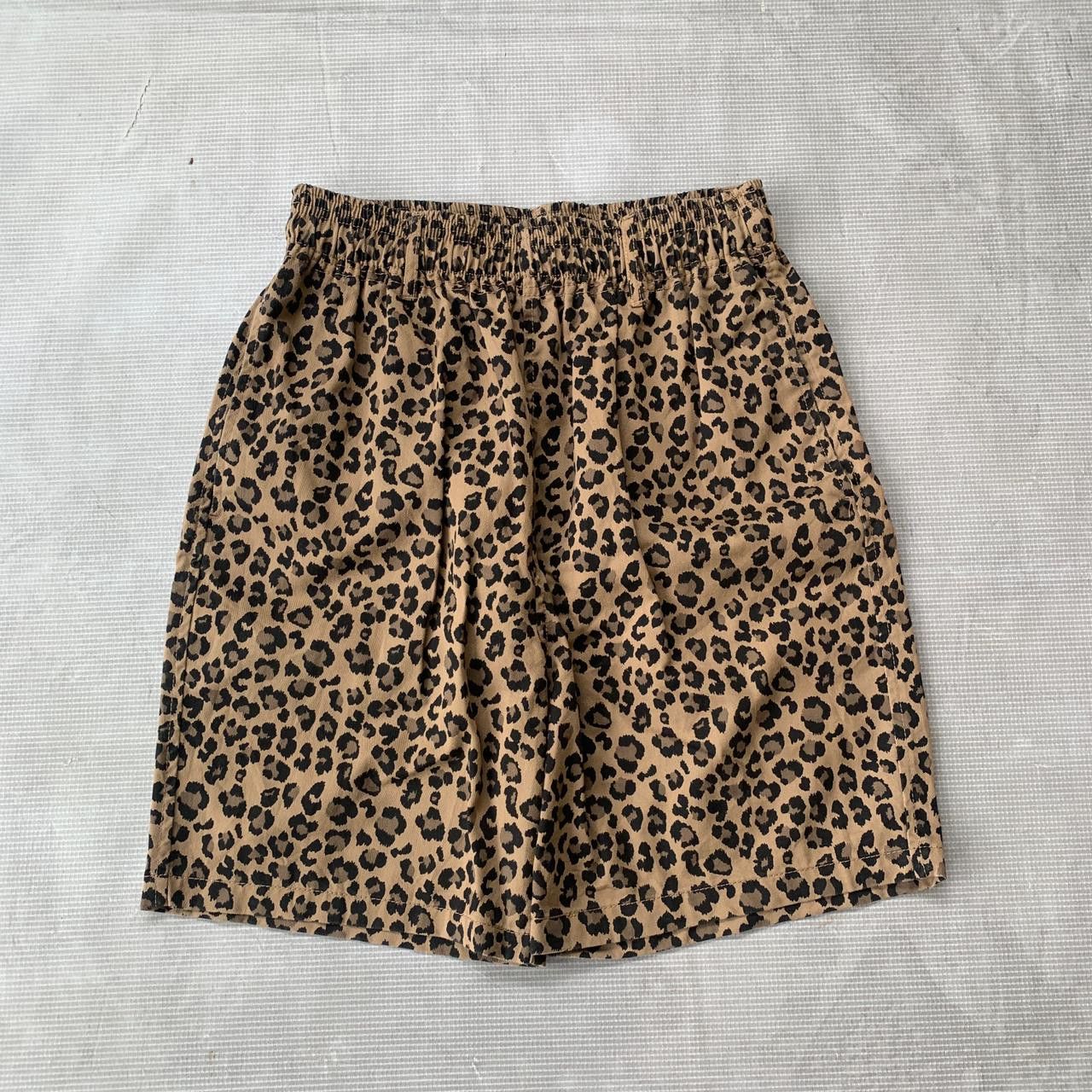 Japanese Brand Wego leopard shorts pants Size US 26 / EU 42 - 1 Thumbnail
