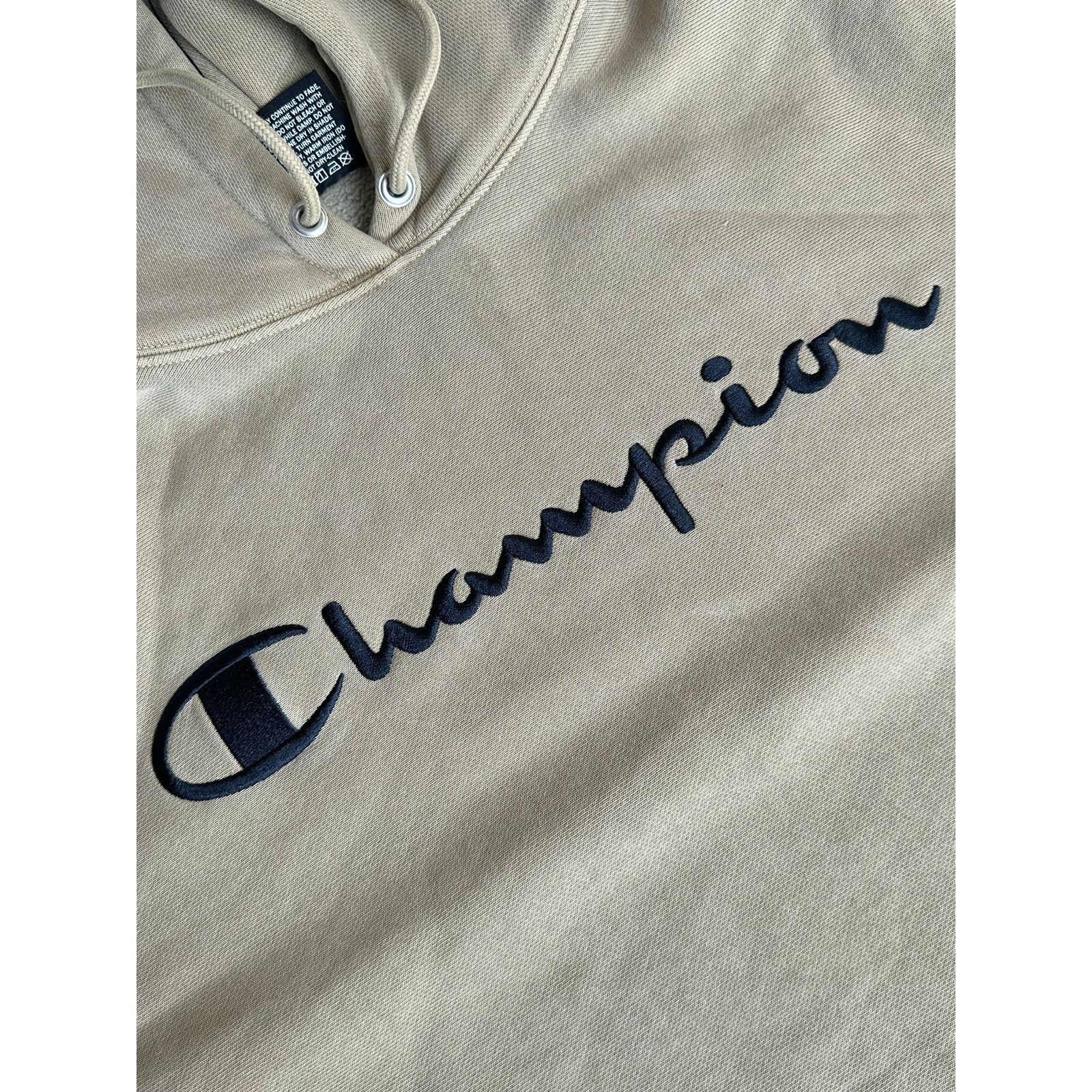 Champion Champion Cropped Beige Hoodie Women’s Size L Large Logo Size L / US 10 / IT 46 - 5 Thumbnail