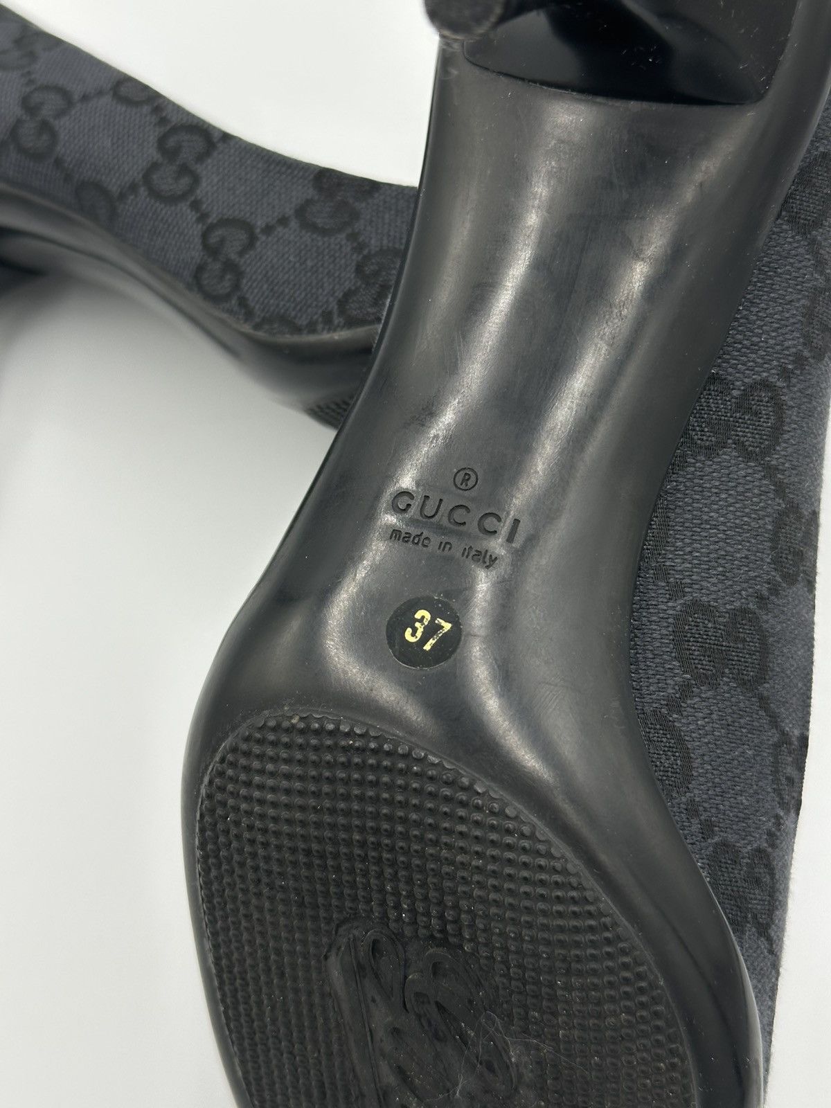 Gucci Gucci GG Canvas Bamboo Tassel Pumps Black Monogram Size US 7 / IT 37 - 12 Thumbnail