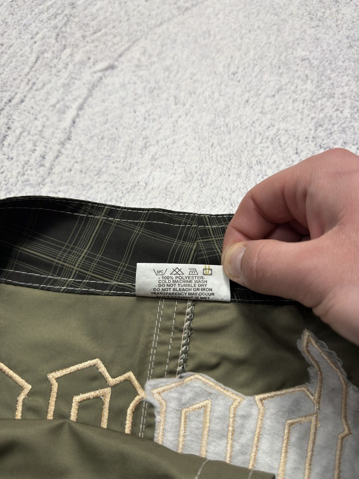 Billabong Vintage Y2K Billabong Surf Shorts Big Spellout Plaid Size US 34 / EU 50 - 11 Thumbnail
