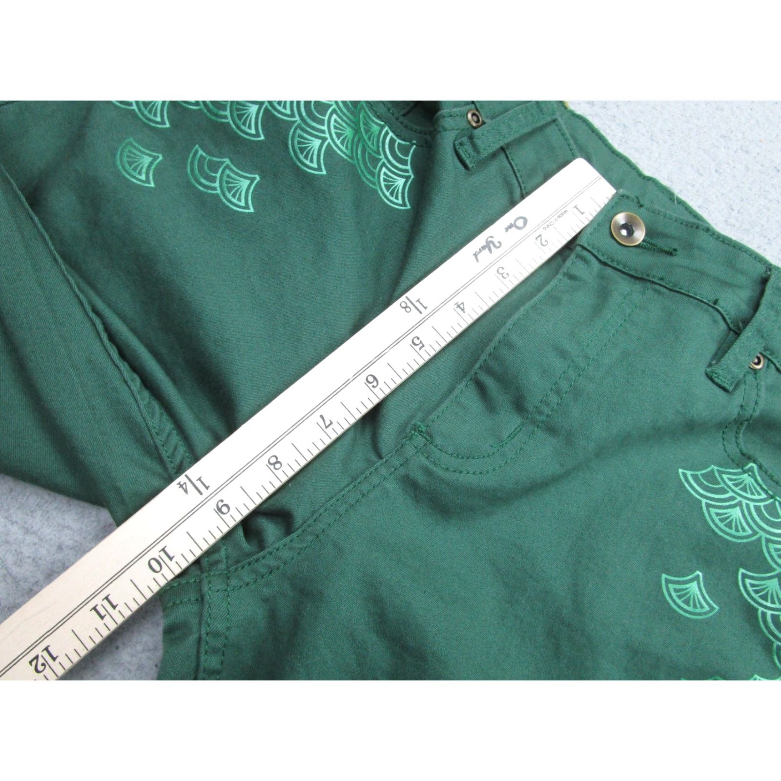 Vintage Disney Her Universe Pants Juniors 9 Green Stretch Skinny Twill Mermaid Scales Size 30" / US 8 / IT 44 - 6 Thumbnail
