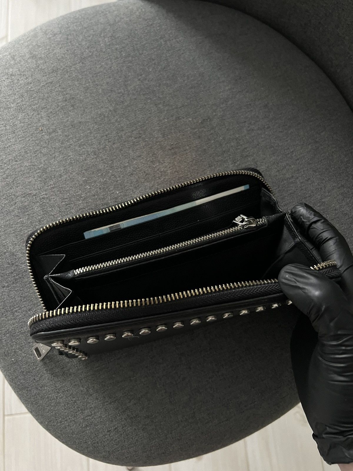 Prada Prada Black Crystal Embellished Leather Zip Around Wallet Size ONE SIZE - 11 Thumbnail