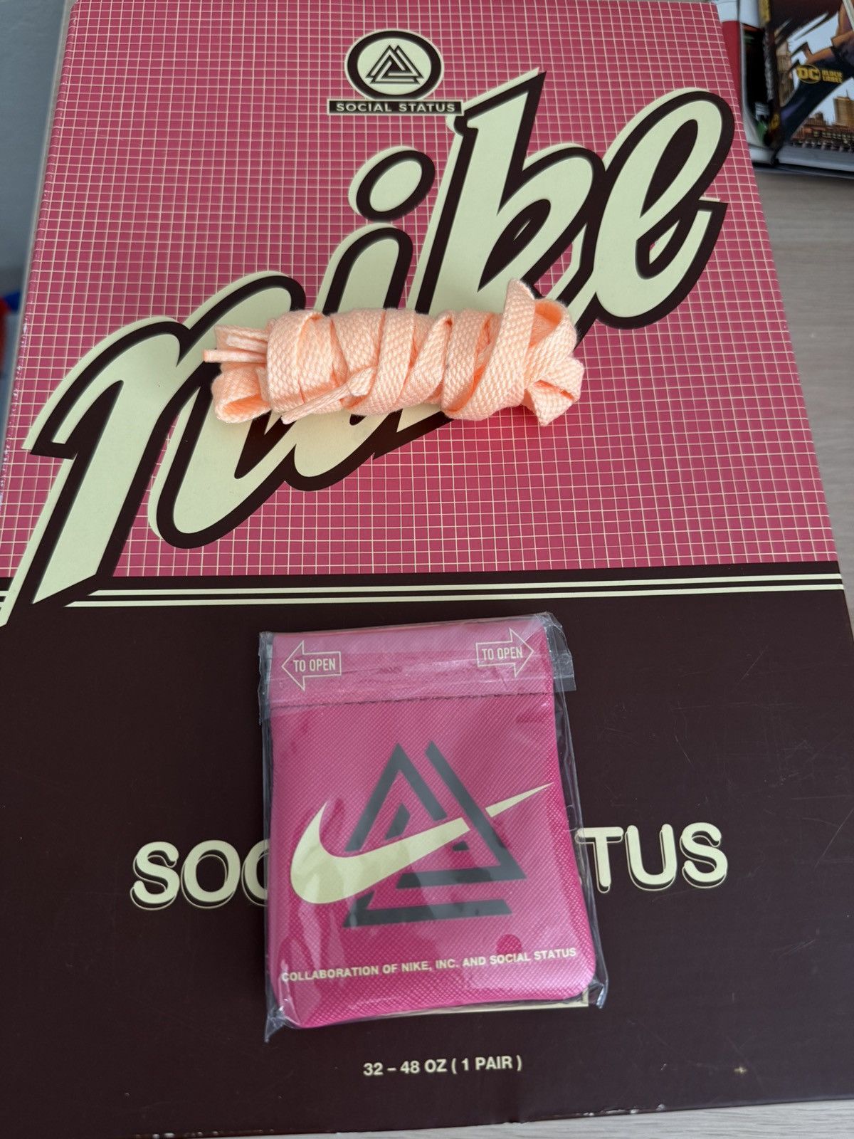 Nike × Social Status Nike Dunk Mid X Social Status Free Lunch Strawberry Milk Size US 8 / EU 41 - 8 Thumbnail
