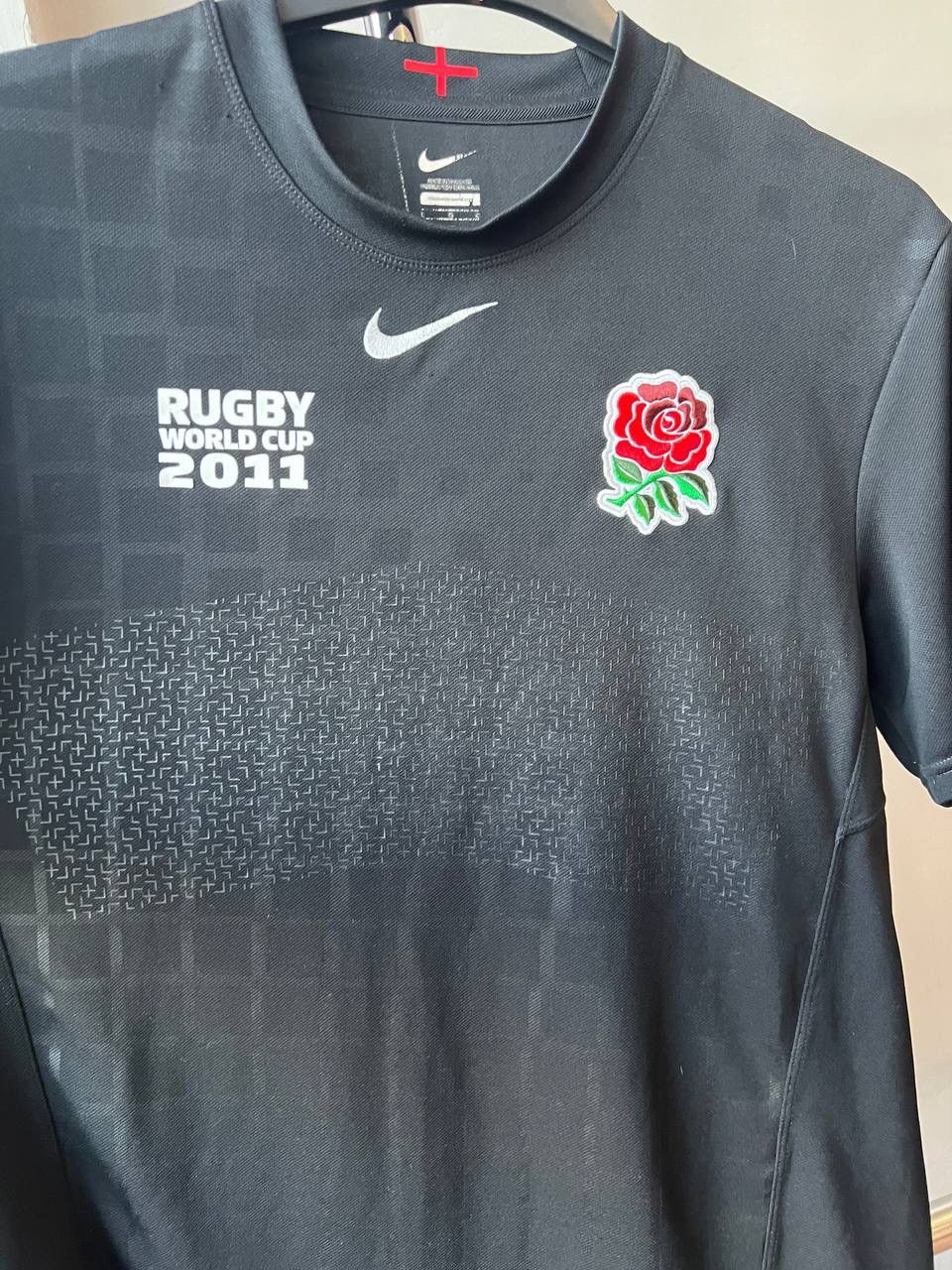 Nike 2011 ENGLAND TEAM WORLD CUP AWAY RUGBY NIKE JERSEY SHIRT L Size US L / EU 52-54 / 3 - 9 Thumbnail