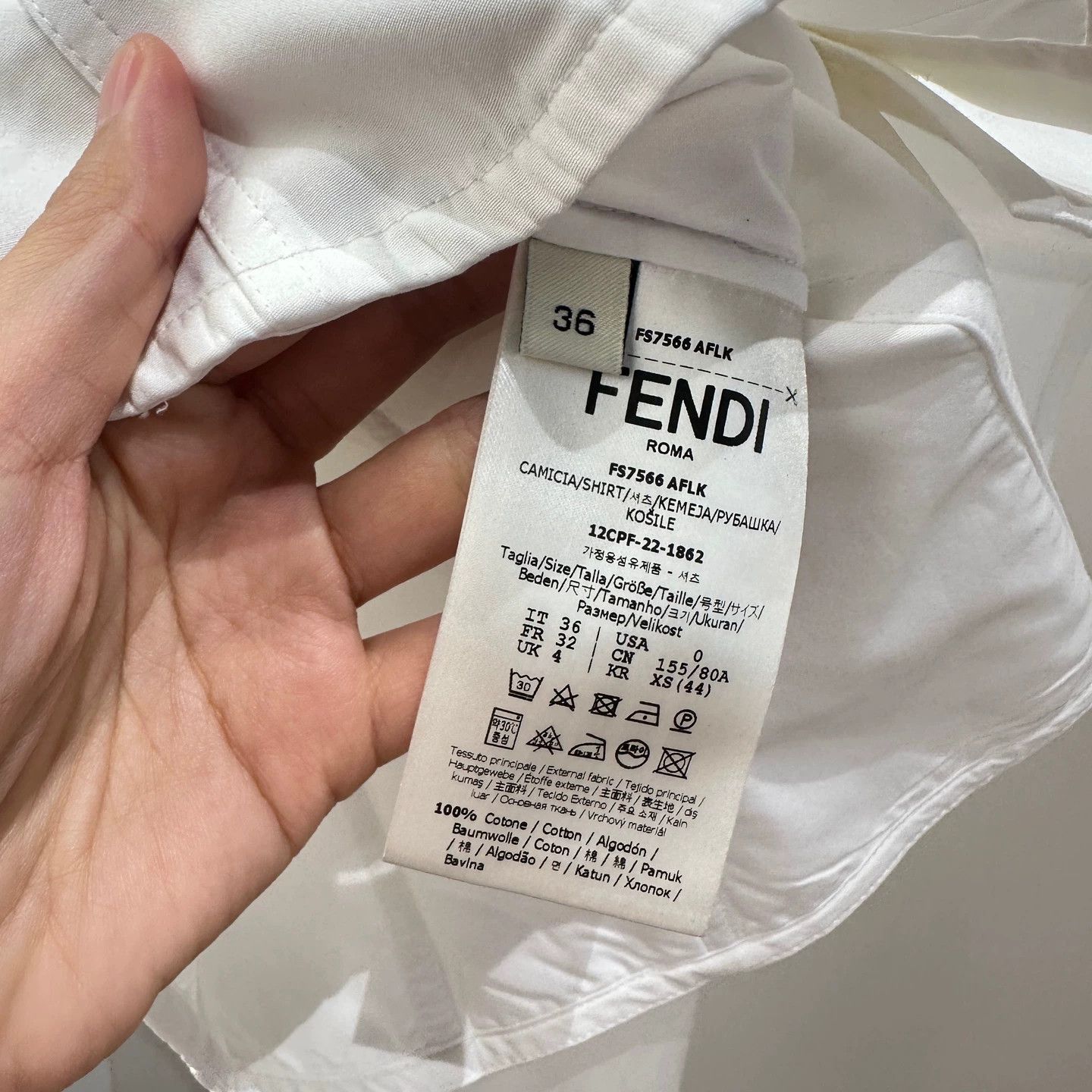 Fendi Fendi waisted white shirt 36 Size XS / US 0-2 / IT 36-38 - 4 Thumbnail