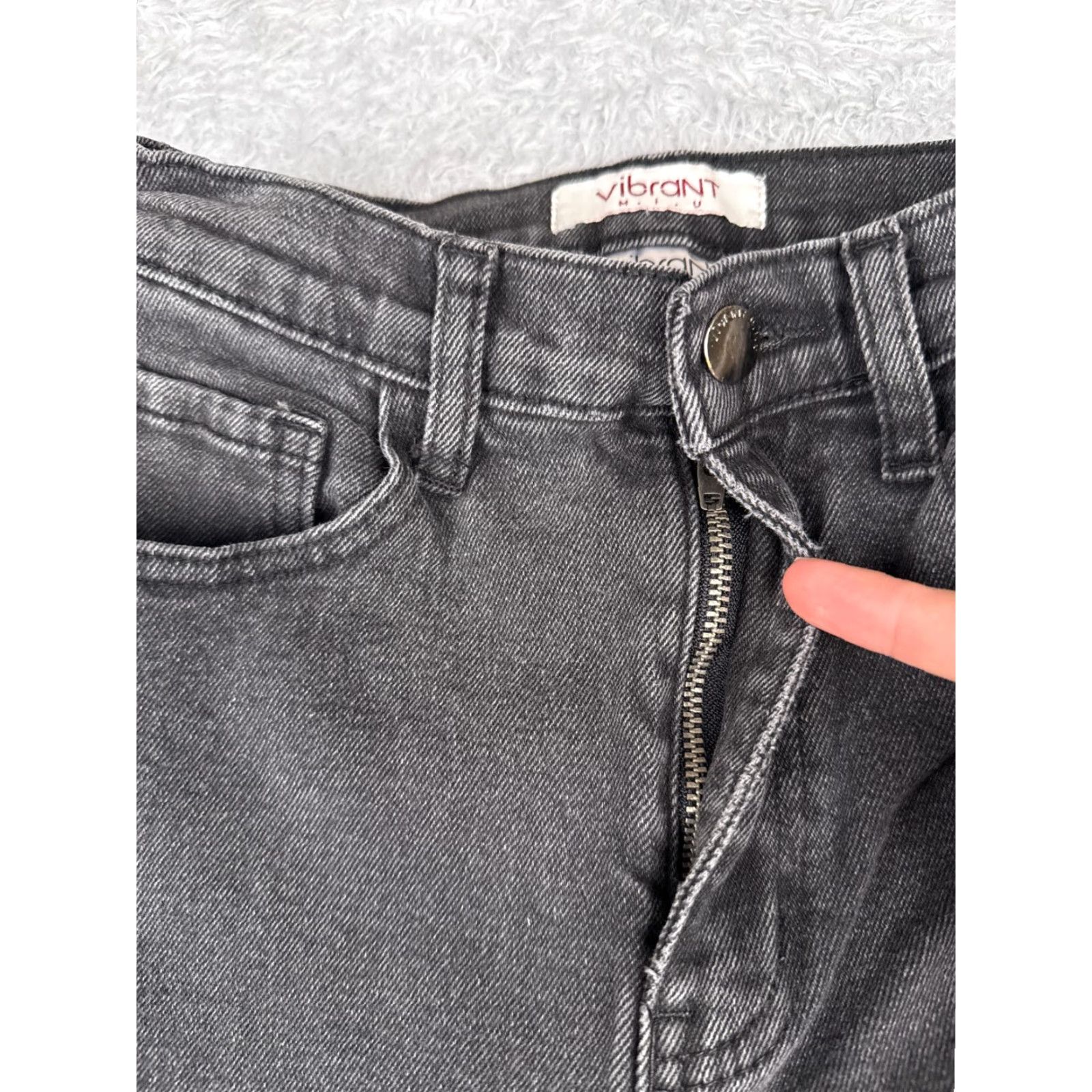 Vintage Vibrant Jeans Women Black Denim Wide-Leg High Rise 22x28 1 28in Inseam Distressed Wide-Leg Vintage No Size 25" / US 0 / IT 36 - 5 Thumbnail