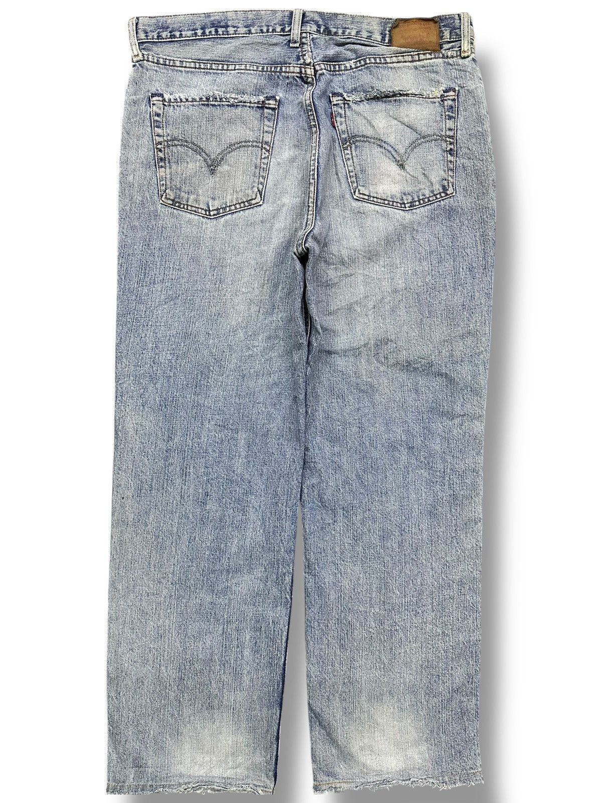 Levi's Vintage Levi’s 502 Distressed Straight Fit Denim Faded Wash Size US 36 / EU 52 - 3 Thumbnail