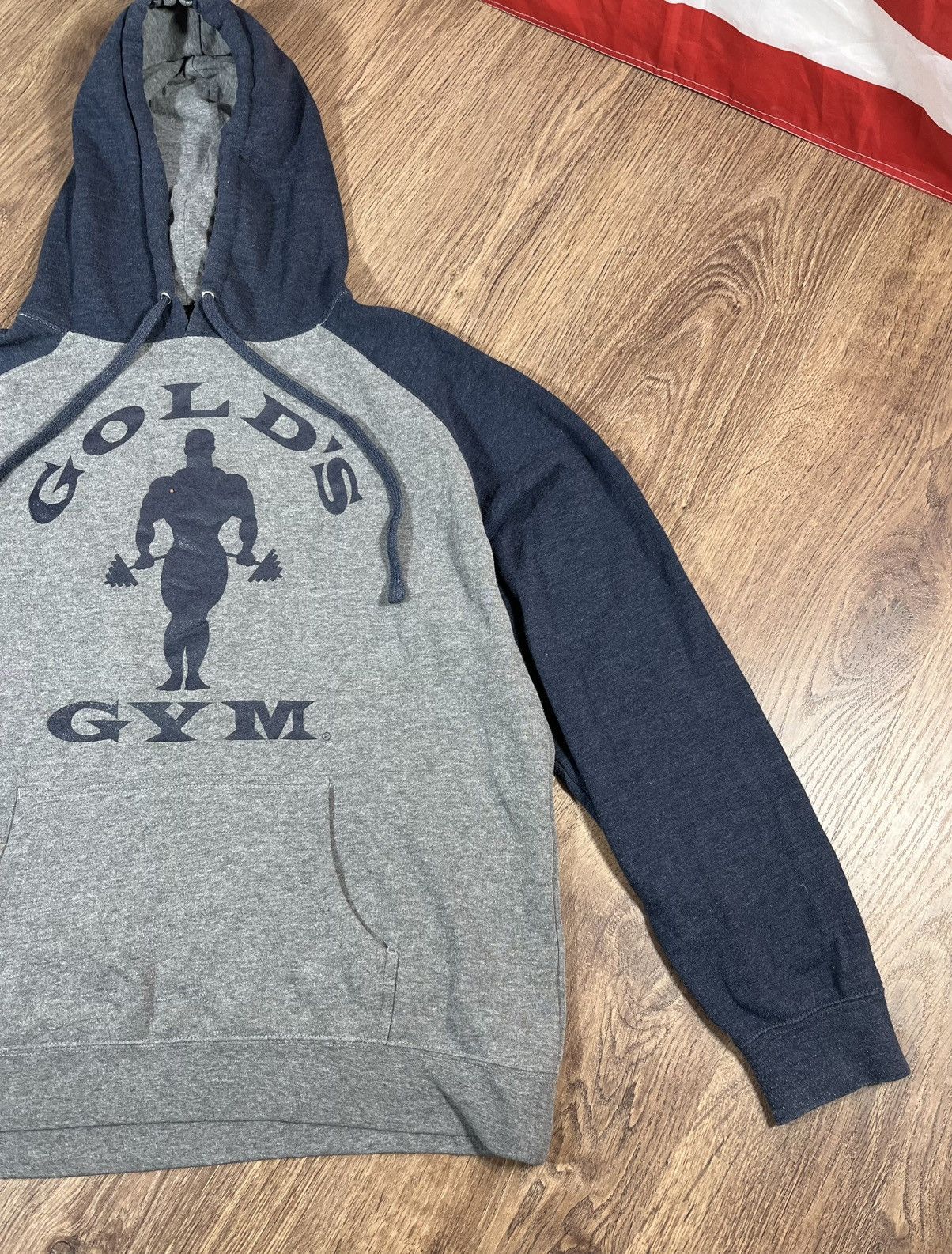 Vintage Vintage Gold’s Gym Hoodie Big Logo Size US L / EU 52-54 / 3 - 3 Thumbnail
