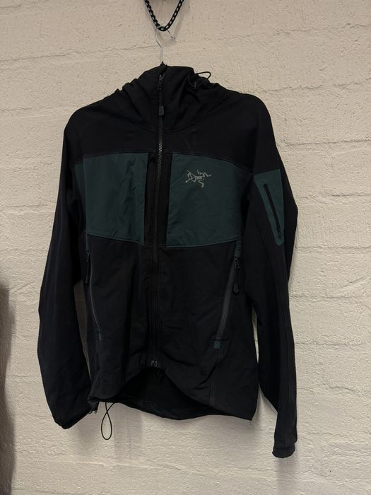 Arc'Teryx Arc'teryx Gamma MX Softshell 00s vintage | Grailed