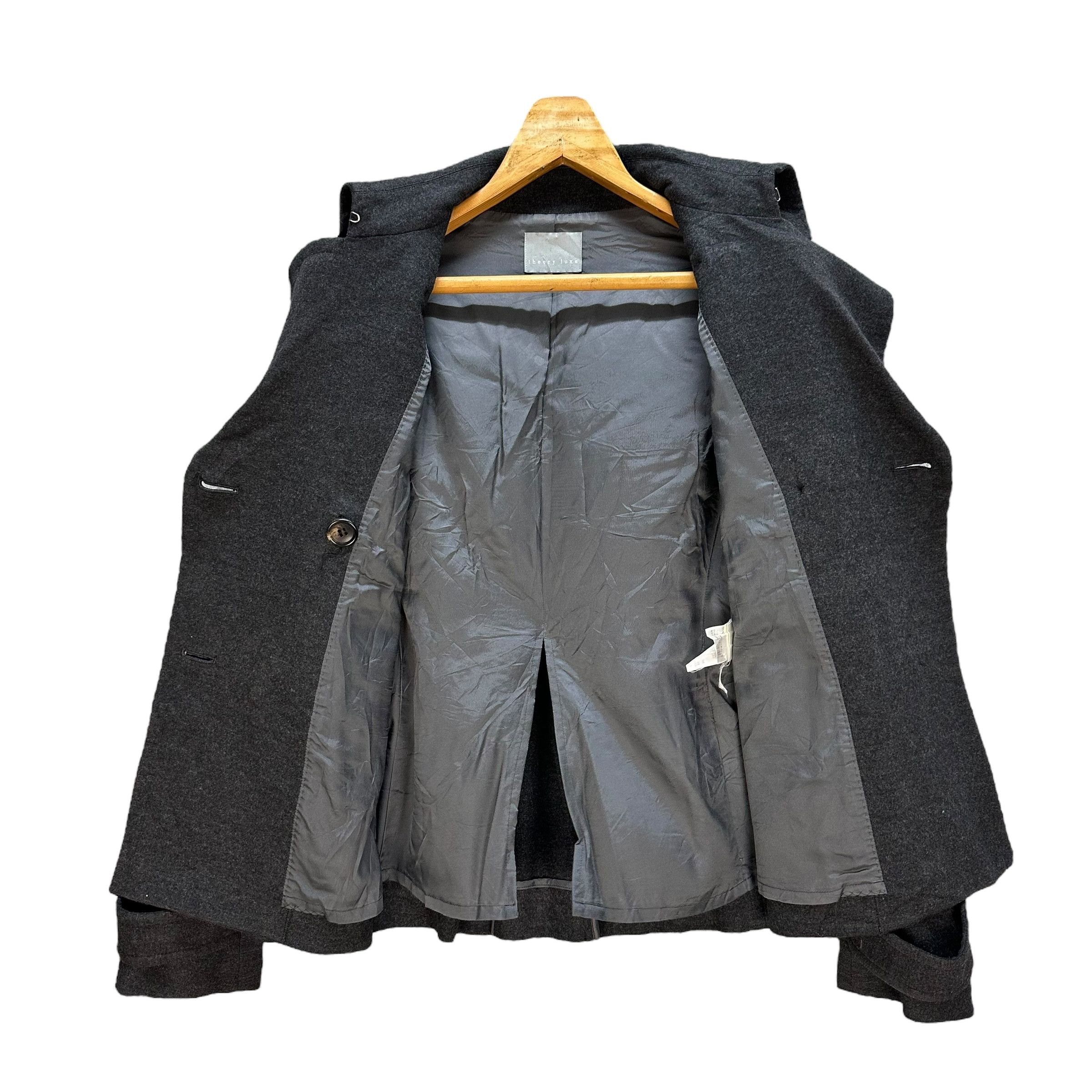 Theory Theory Luxe Double Breasted Belted Wool Coat #A25-0564 Size S / US 4 / IT 40 - 6 Thumbnail