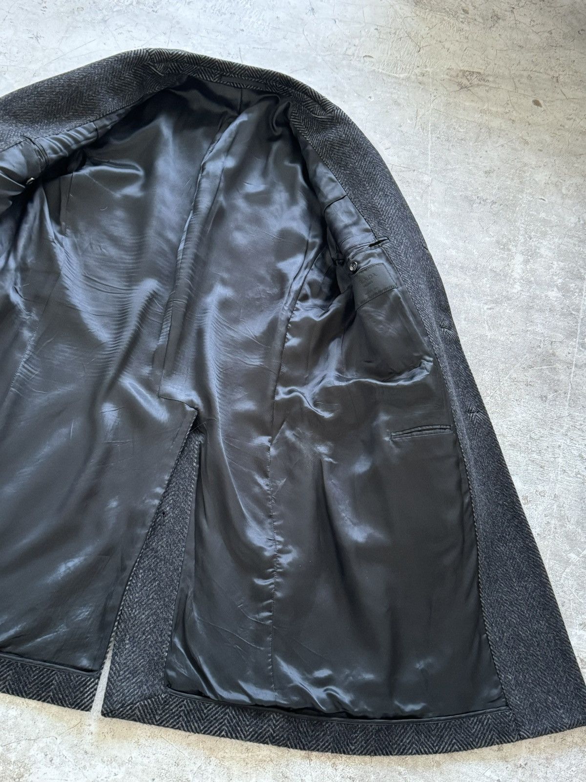 Prada 3500$ Prada FW18 wool and alpaca coat Size US L / EU 52-54 / 3 - 6 Thumbnail