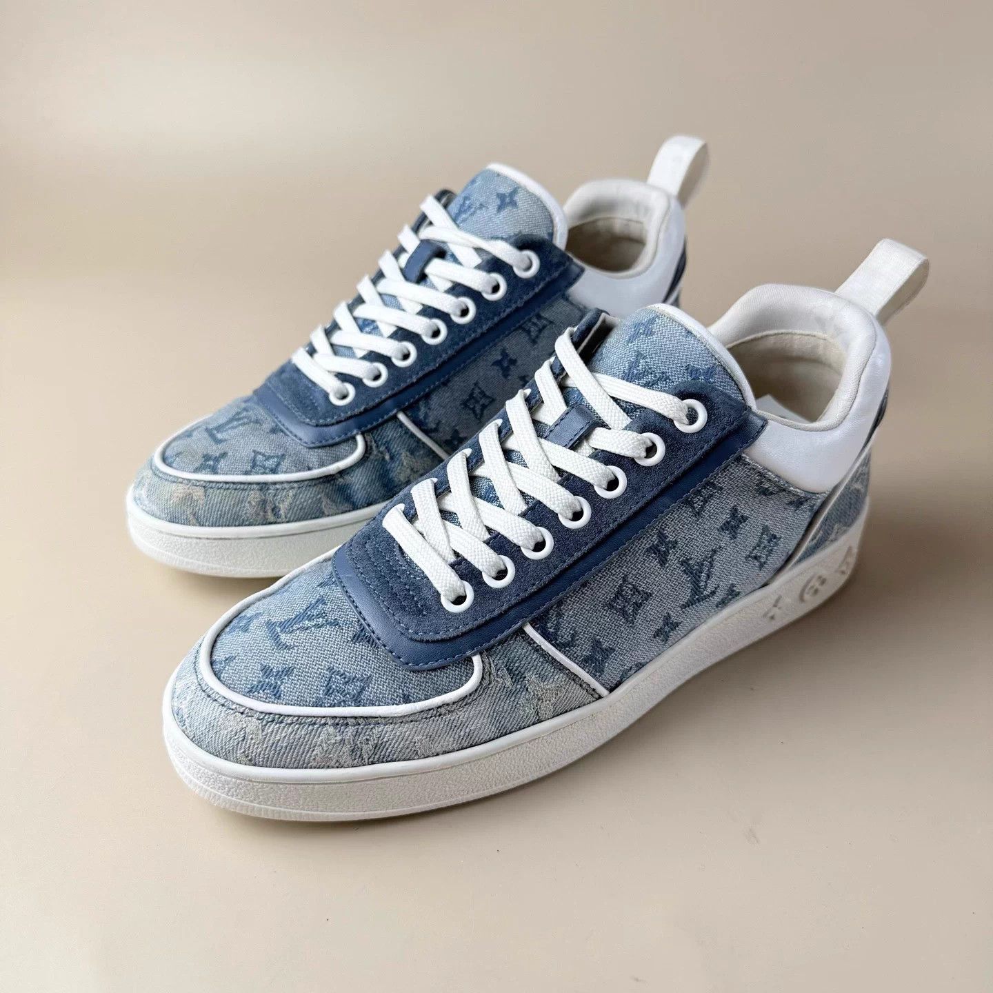 Louis Vuitton LV White Blue Denim Monogram Sneakers 37 95new Size US 6 / IT 36 - 1 Thumbnail