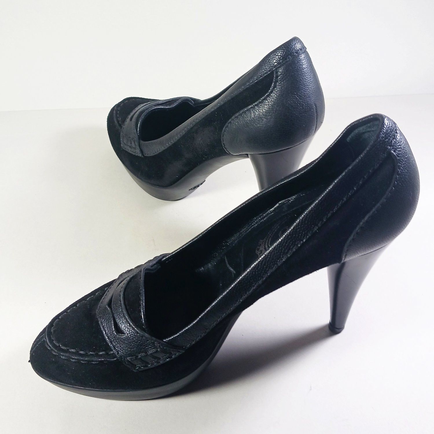 Tod's Tod's Black Suede/Leather Size 36 1/2 High Heel Pumps Size US 6.5 / IT 36.5 - 7 Thumbnail