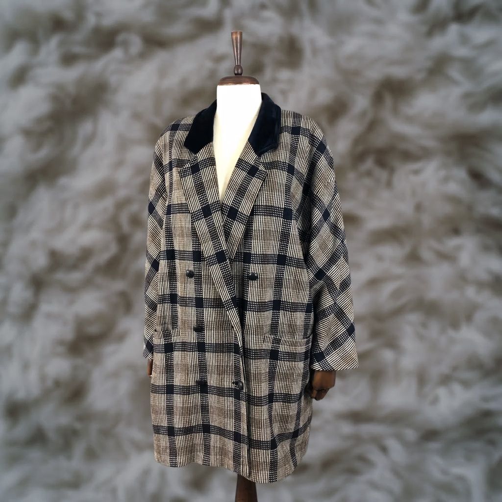 Vintage Laurèl Laurel Blazer Jacket Wool/Cashmere Dark Blue Women Size 40 Check Jacket Blazer Womens Size 40 Blue Casual Size S / US 4 / IT 40 - 1 Thumbnail