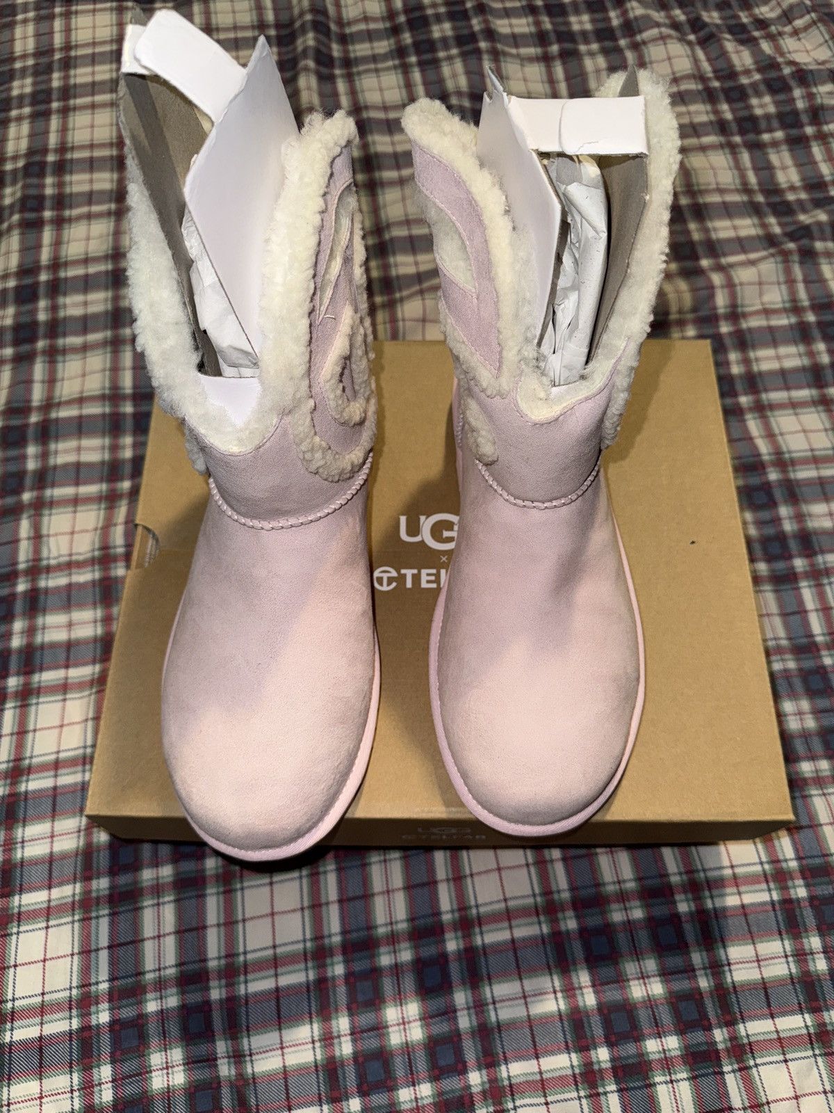 Telfar × Ugg UGG x Telfar Logo Mini Boot Pink Size US 11 / EU 44 - 3 Thumbnail