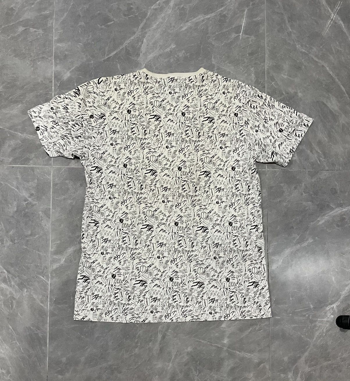 Anime × Uniqlo Uniqlo Fist of the North Star Full Print Size US M / EU 48-50 / 2 - 2 Thumbnail