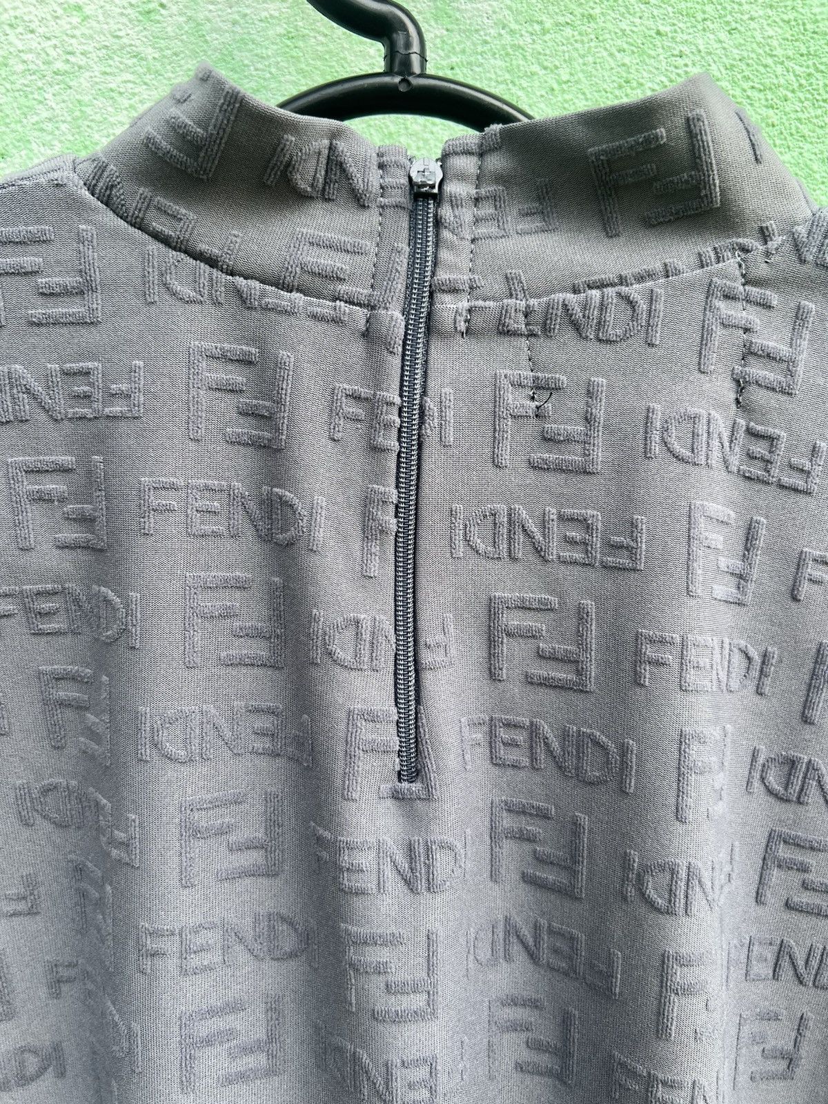 Fendi VINTAGE FENDI JEANS Roma Italy Embossed Monogram MockNeckTop Size M / US 6-8 / IT 42-44 - 15 Thumbnail