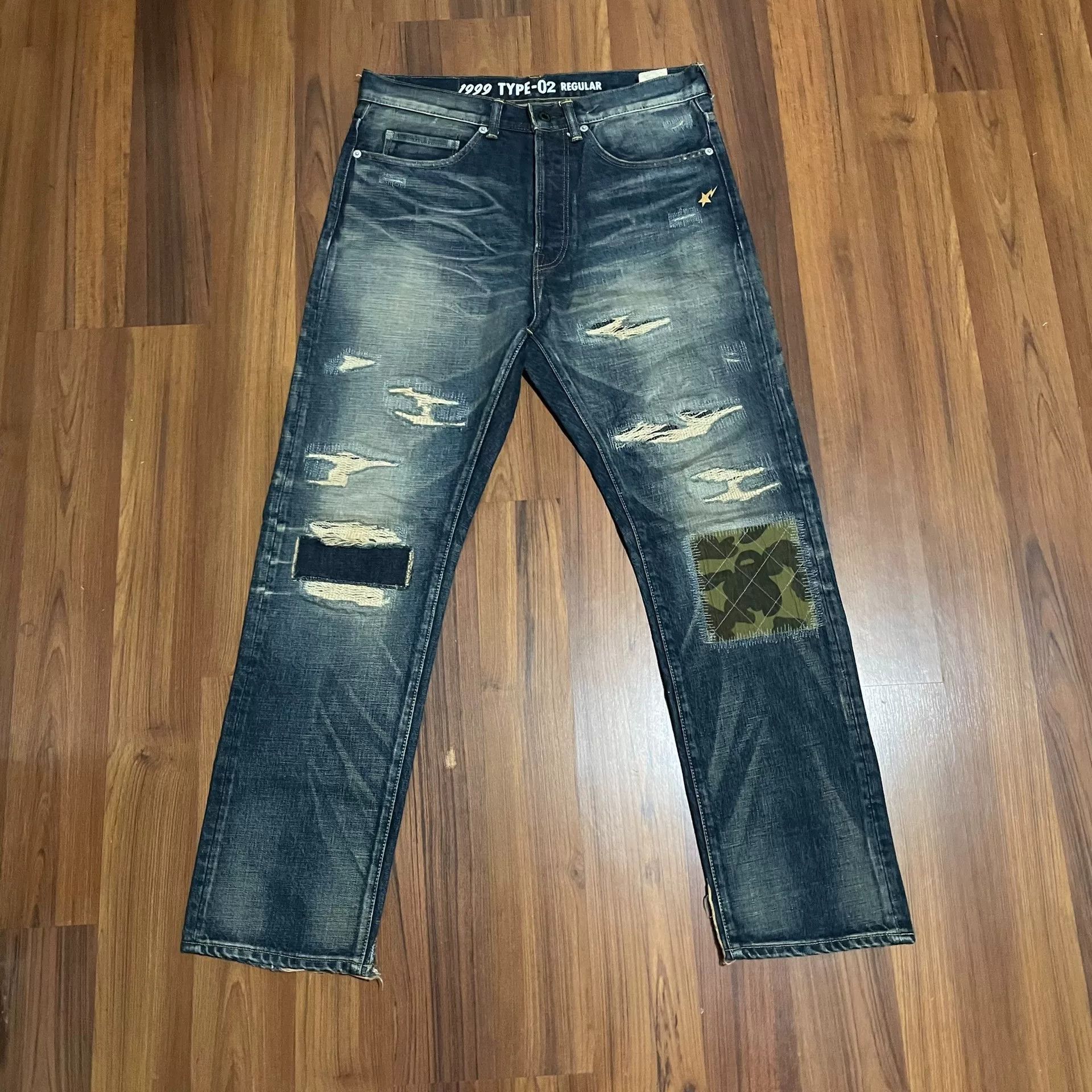 Bape BAPE TYPE2 Camo Patch Distressed Jeans Size US 26 / EU 42 - 1 Thumbnail