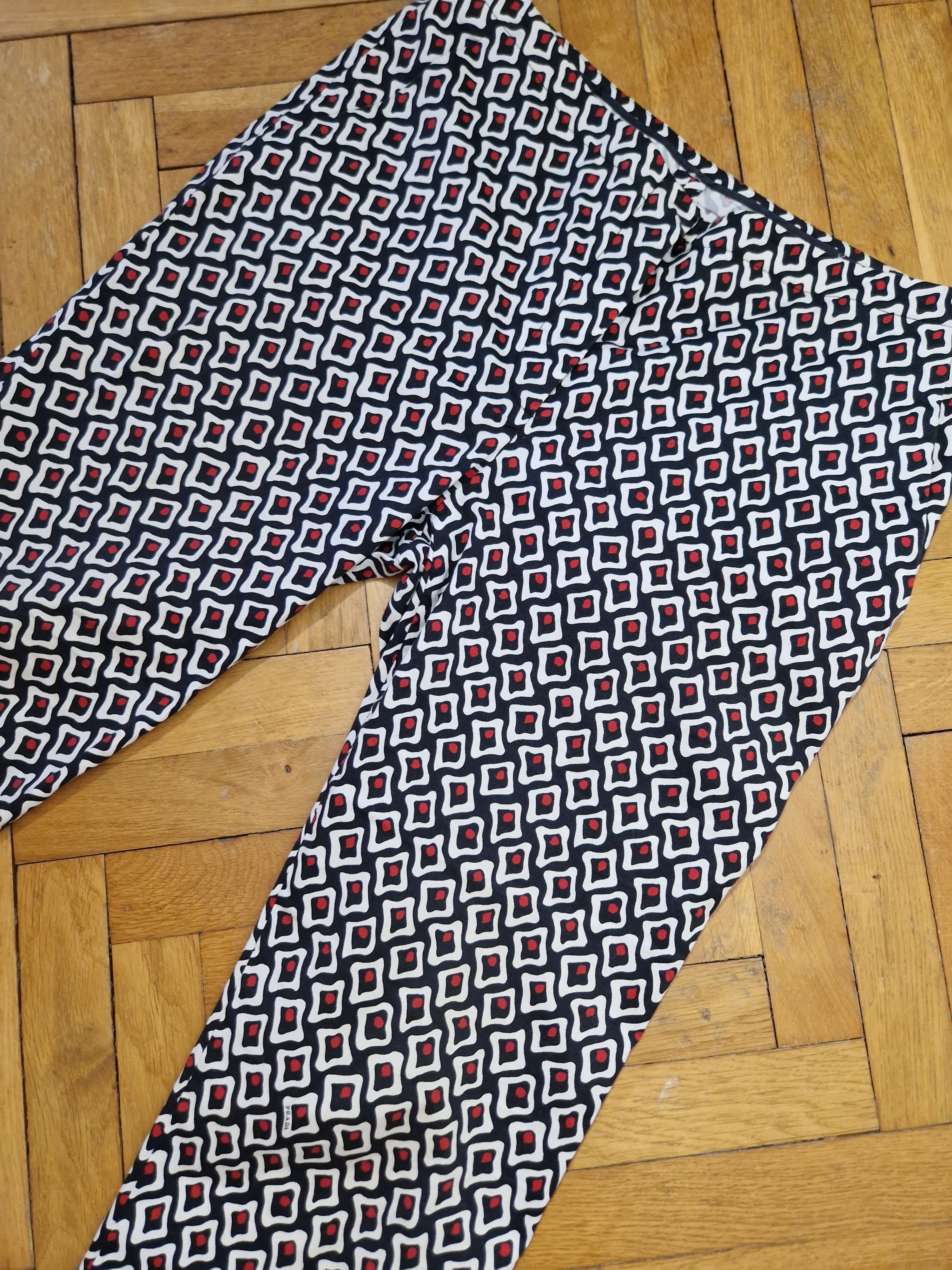 Prada Prada silk pants Size 28" / US 6 / IT 42 - 6 Thumbnail