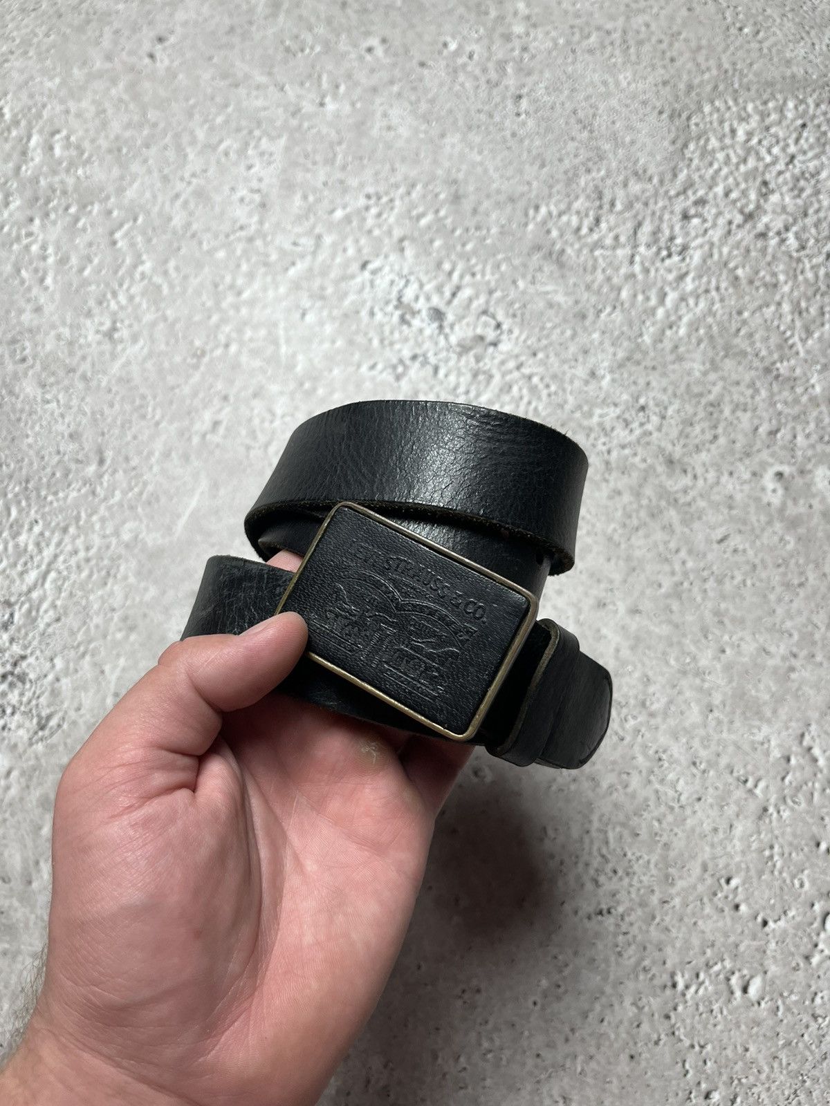 Levi's × Vintage Levis vintage metallic buckle leather tear belt big logo Size ONE SIZE - 1 Thumbnail