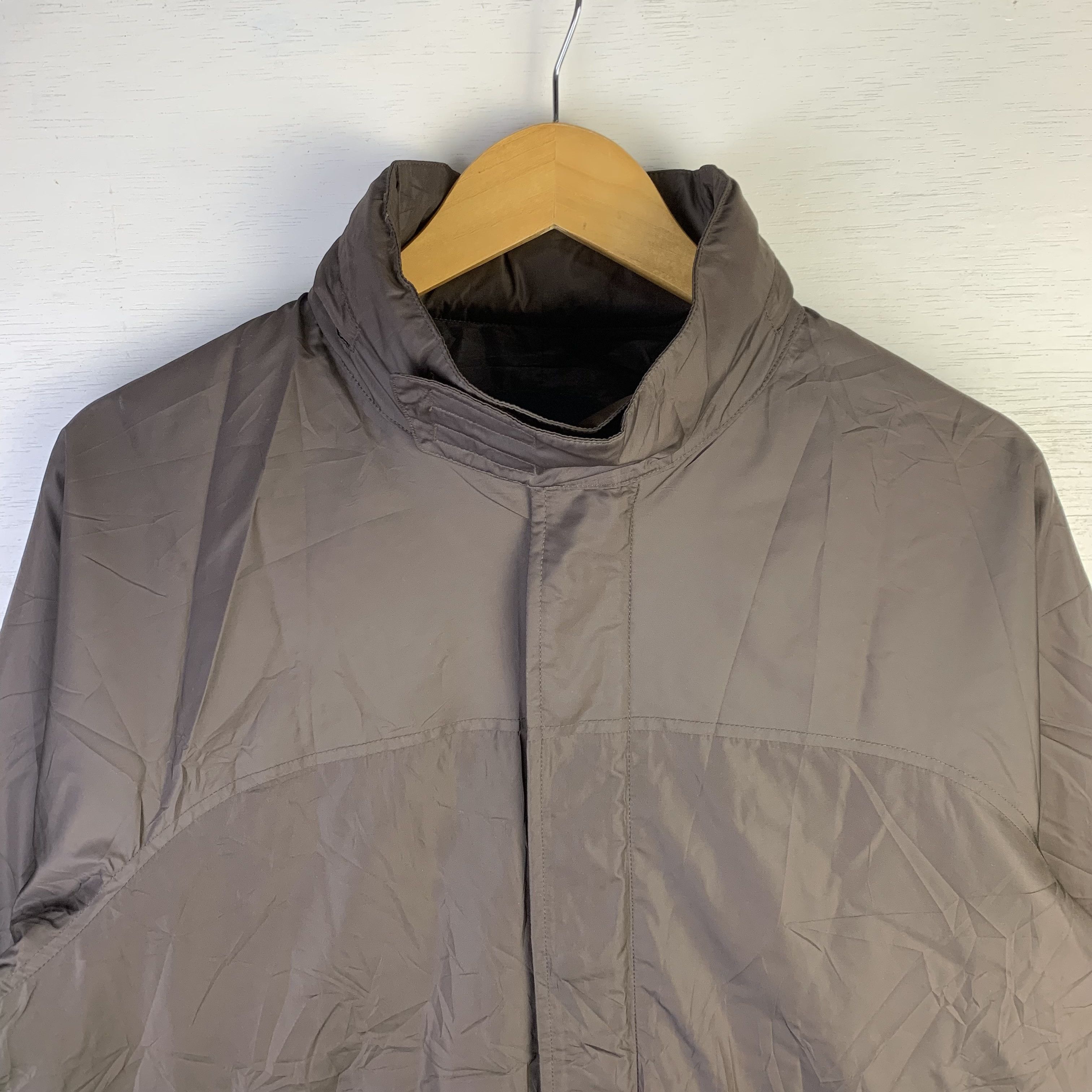 Uniqlo Vintage Uniqlo Jacket M Oversized Brown Size US M / EU 48-50 / 2 - 2 Thumbnail