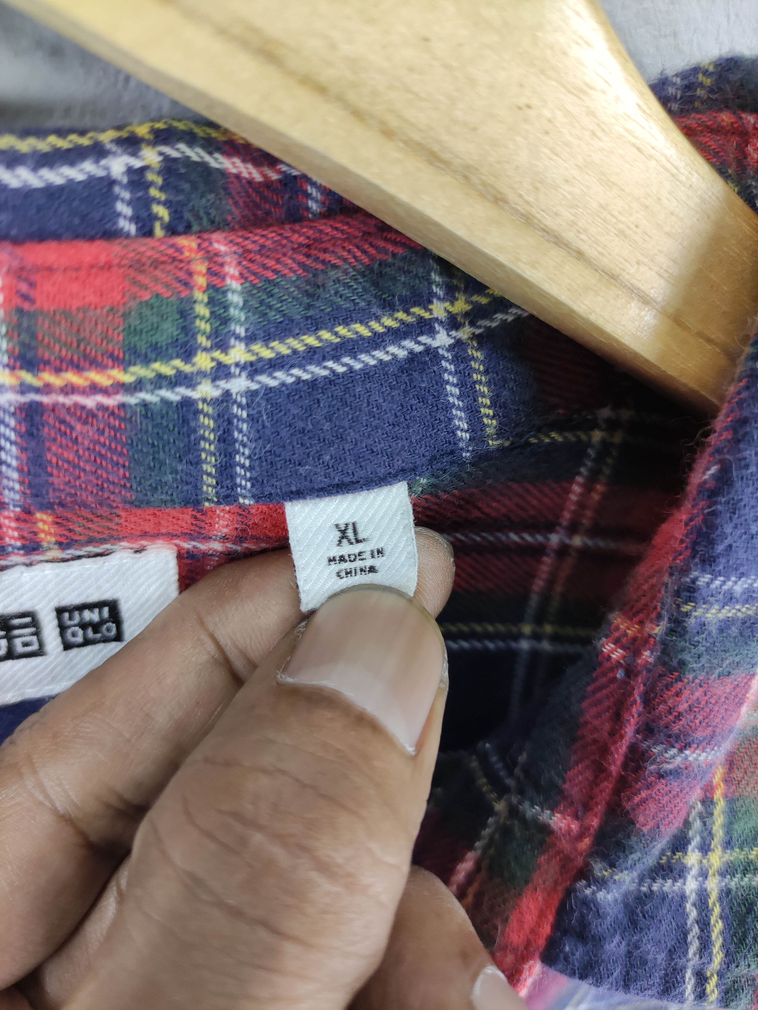 Uniqlo Uniqlo Flannel Long Sleeve Shirt Button Up Size US XL / EU 56 / 4 - 3 Thumbnail