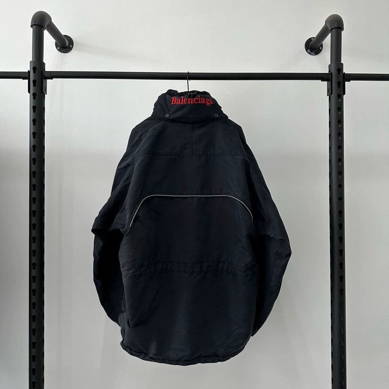 Balenciaga Balenciaga Balenciaga Political Campaign Logo Parka Jacket Size US XL / EU 56 / 4 - 2 Thumbnail