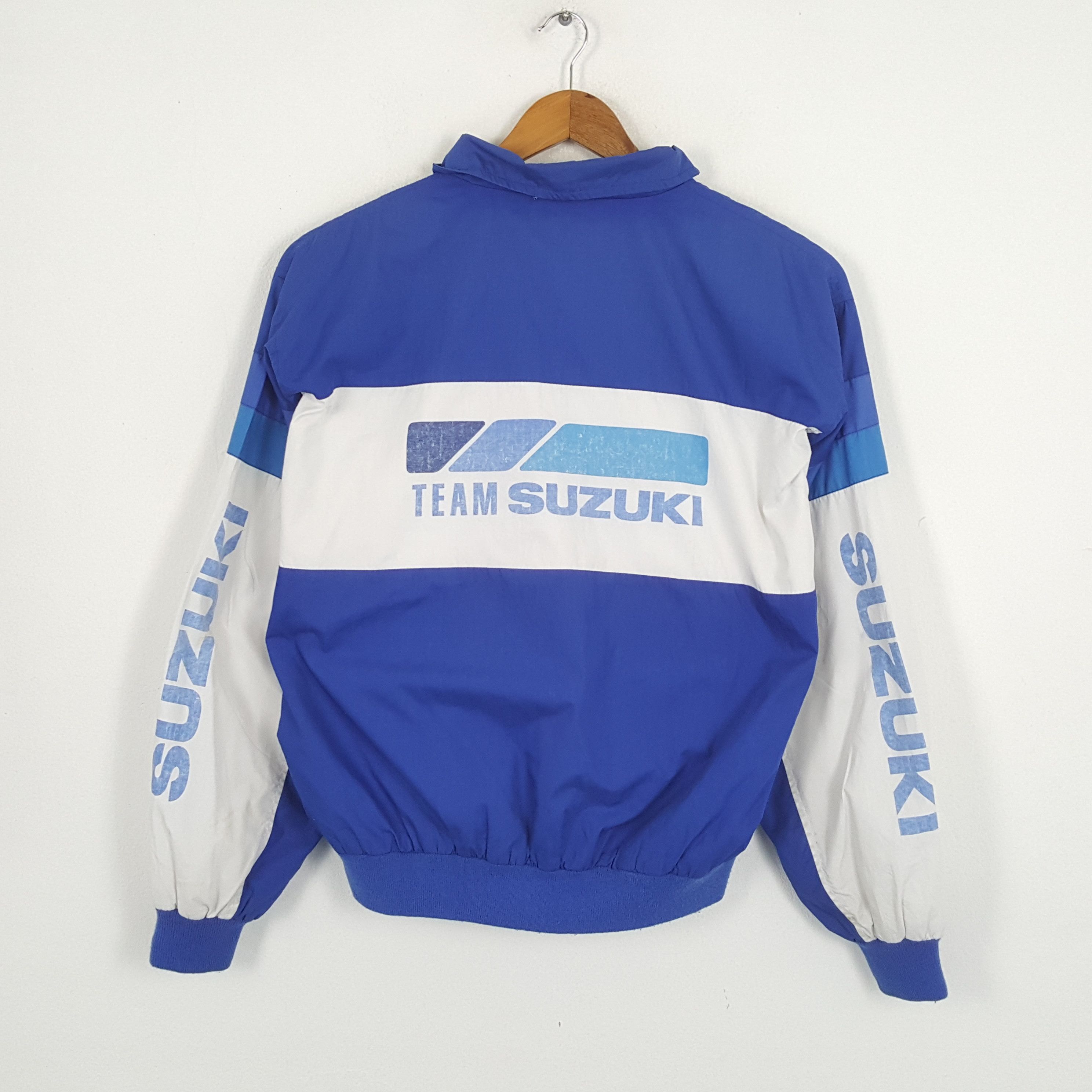 Japanese Brand × Vintage Vintage TEAM SUZUKI MotoGP Racing Team Jacket Size US XXL / EU 58 / 5 - 1 Thumbnail