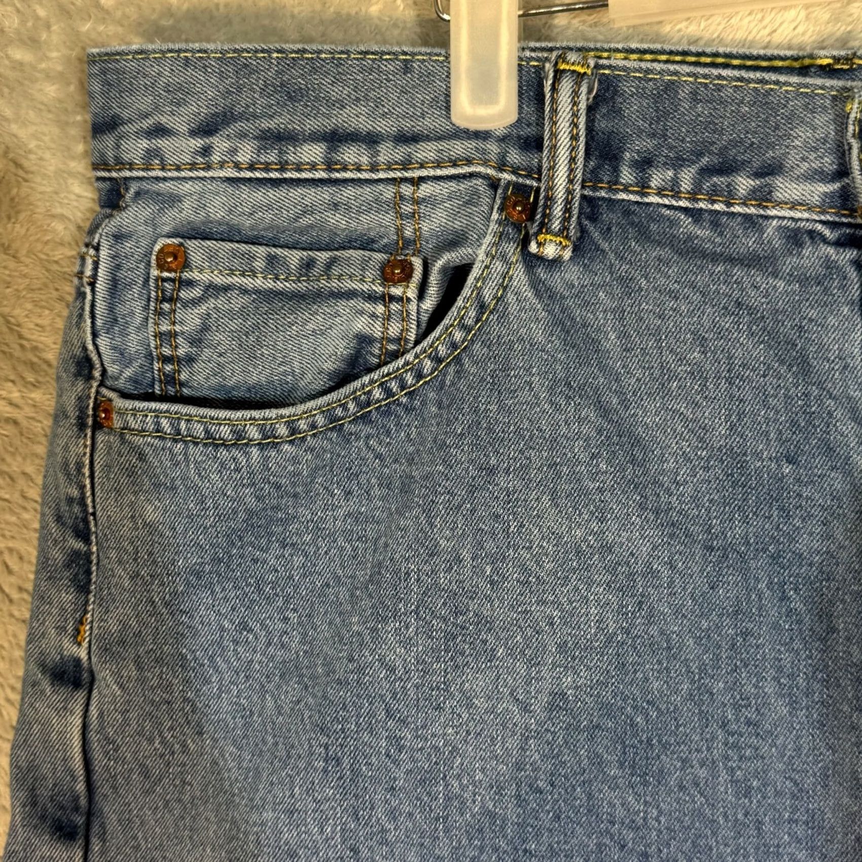 Levi's Levi’s 550 Jeans Men’s 40 x 32 Blue Denim Relaxed Fit Mid-Rise Straight Leg Shirt? Size US 40 / EU 56 - 3 Thumbnail