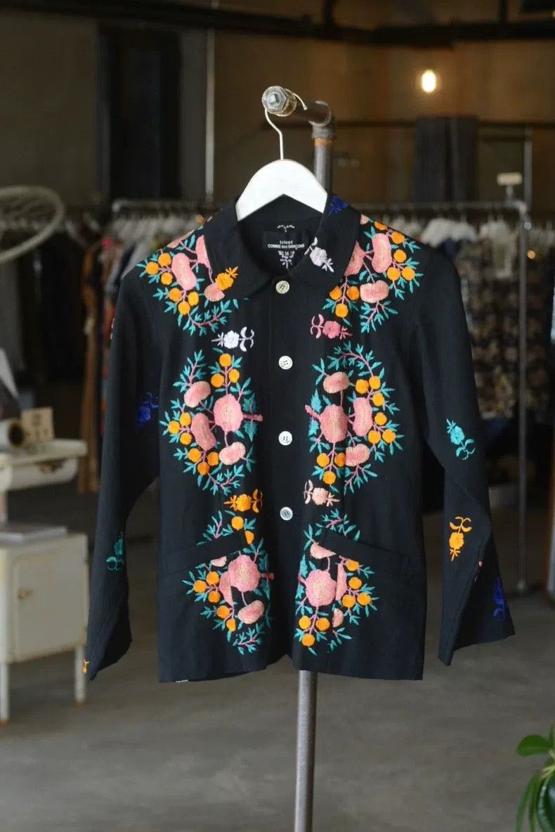 Comme des Garcons Comme Des Garcons Floral Embroidered Peter Pan Collar Jack Size M / US 6-8 / IT 42-44 - 1 Thumbnail