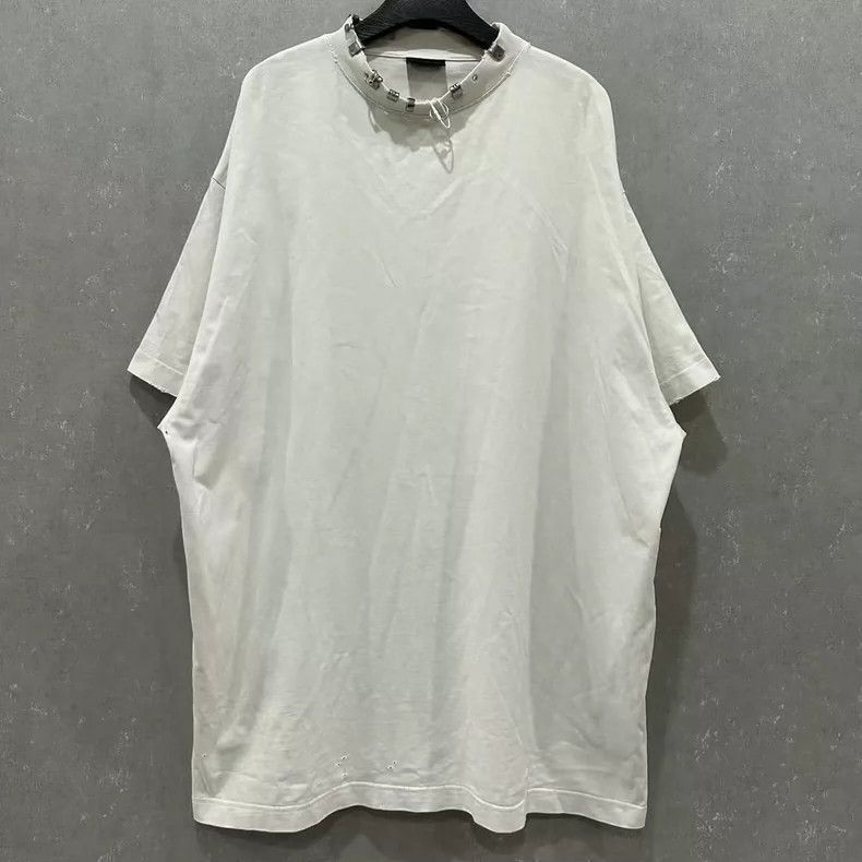 Balenciaga Balenciaga Perforated Lighter Metal Patch Collar Hole Shor Size US M / EU 48-50 / 2 - 1 Thumbnail