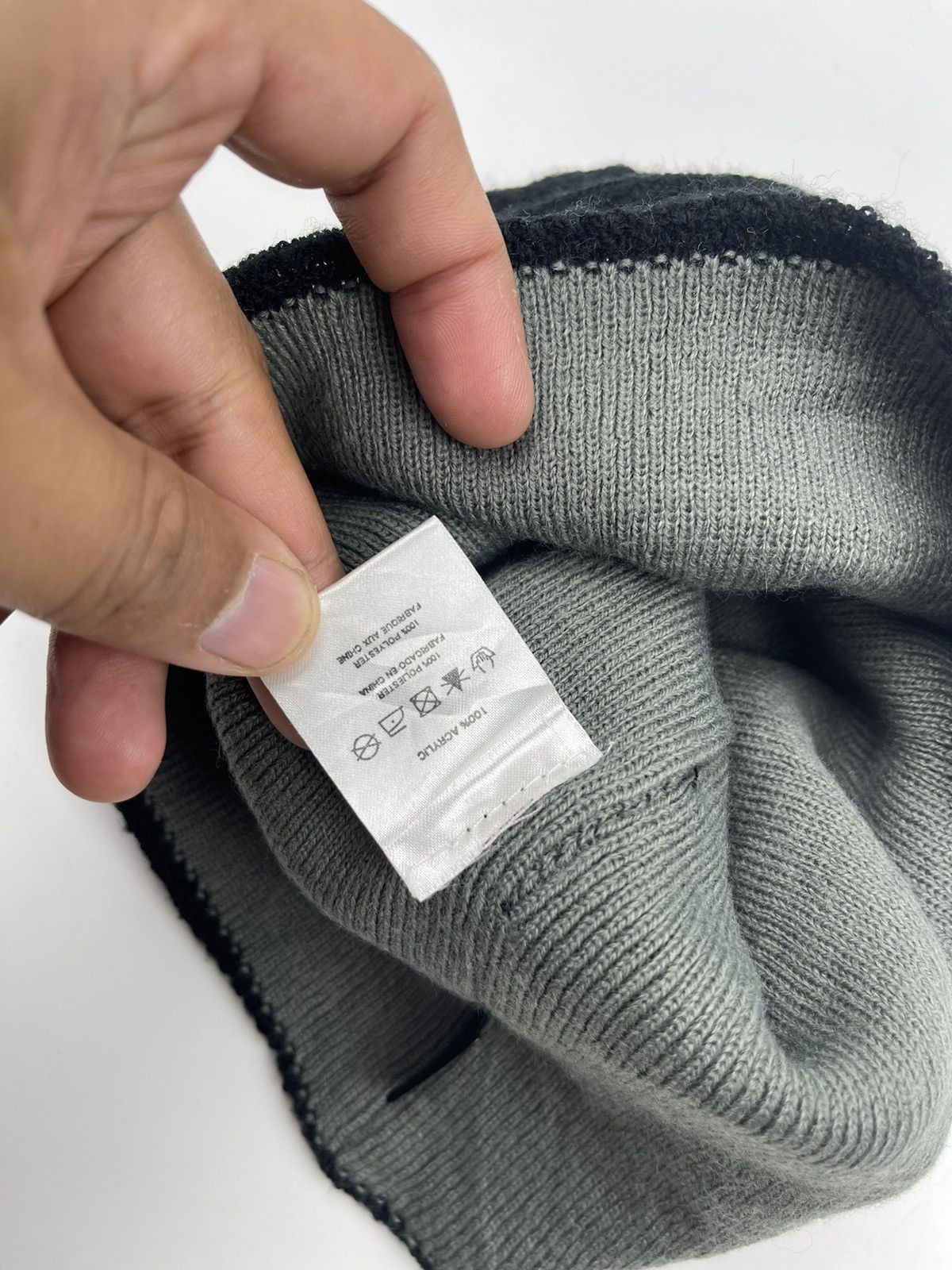oakley beanie hat snow cap tc21