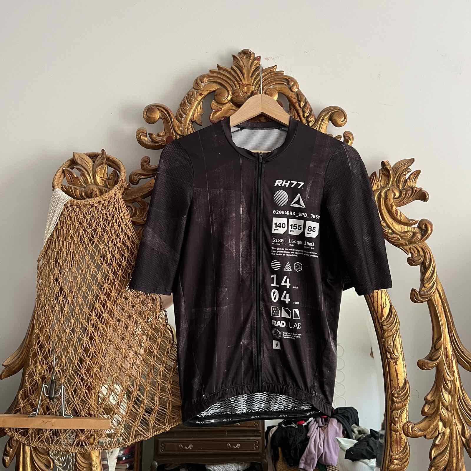 Other RH77 Short Sleeve Cycling Jersey Sz L Size US L / EU 52-54 / 3 - 1 Thumbnail