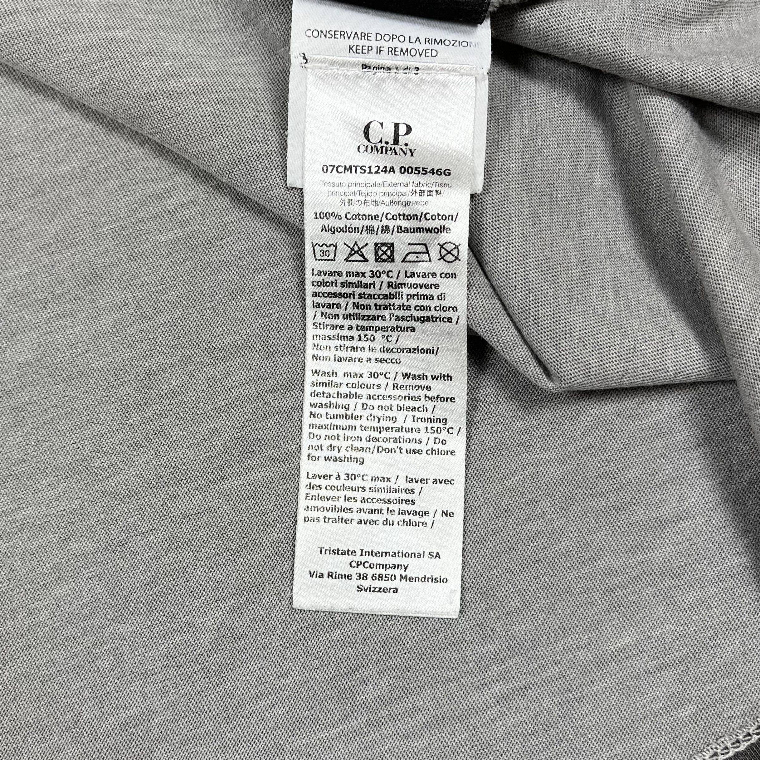 C.P. Company C.P. Company Big Logo T Shirt Size US S / EU 44-46 / 1 - 13 Thumbnail