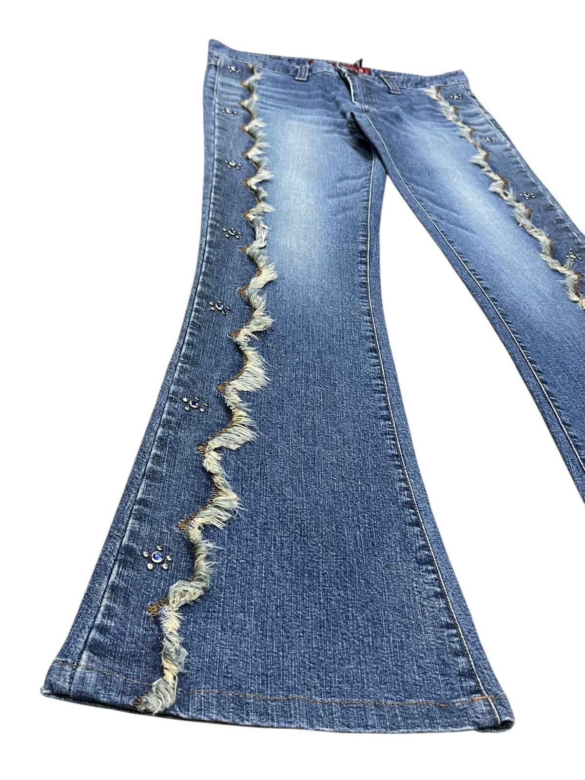 Fragment Design UNIFEEL Gemstones Studded Frayed Stretch Denim Flare Jeans Size 28" / US 6 / IT 42 - 3 Thumbnail