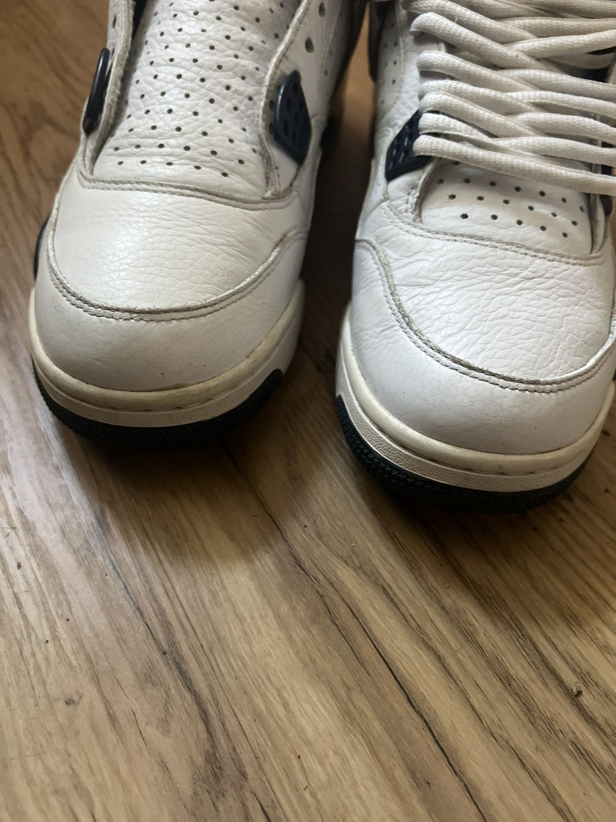 Jordan Brand Jordan 4 Columbia 2014 Size US 9.5 / EU 42-43 - 8 Thumbnail