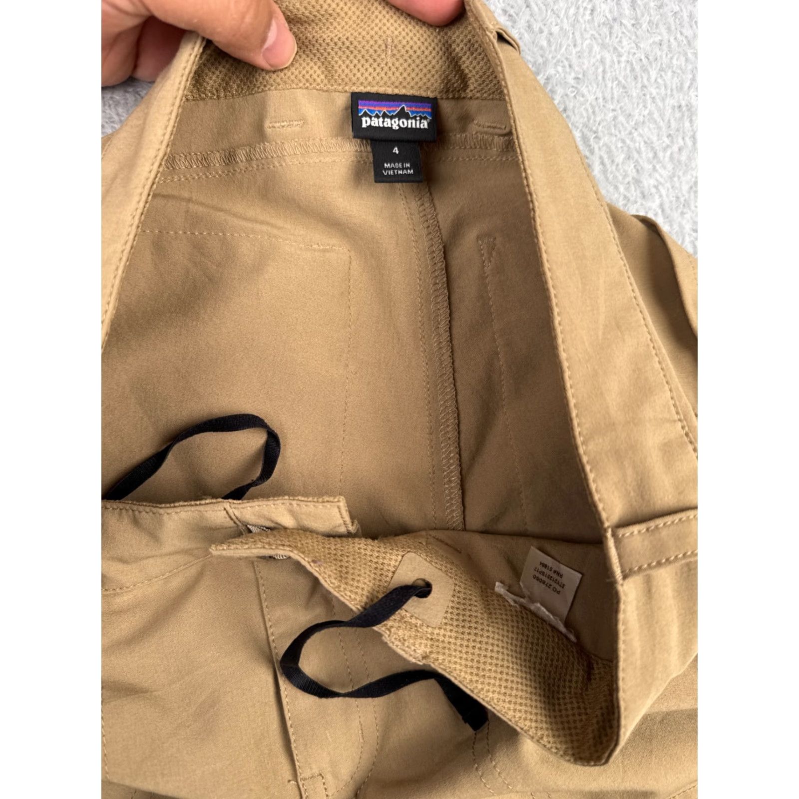 The North Face The North Face Shorts Women 4 Beige Happy Hike Zipper Pockets 31x4 Size 27" / US 4 / IT 40 - 5 Thumbnail