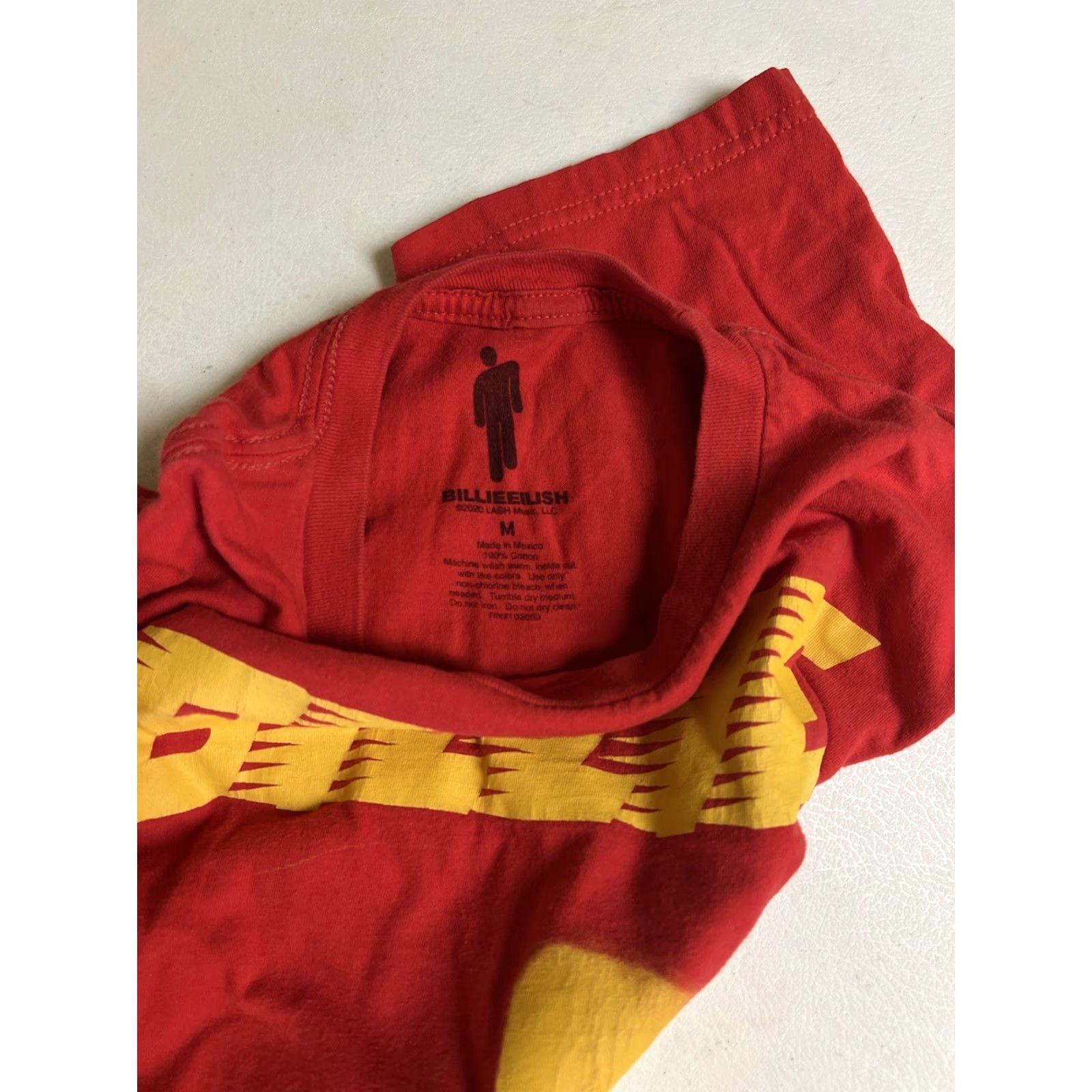 Vintage Billie Eilish Mens Racer Logo Graphic T-Shirt M Red Short Sleeve Crew Neck Cotton Music Brand Unbranded 2020 Shirt Mens Size US M / EU 48-50 / 2 - 5 Thumbnail