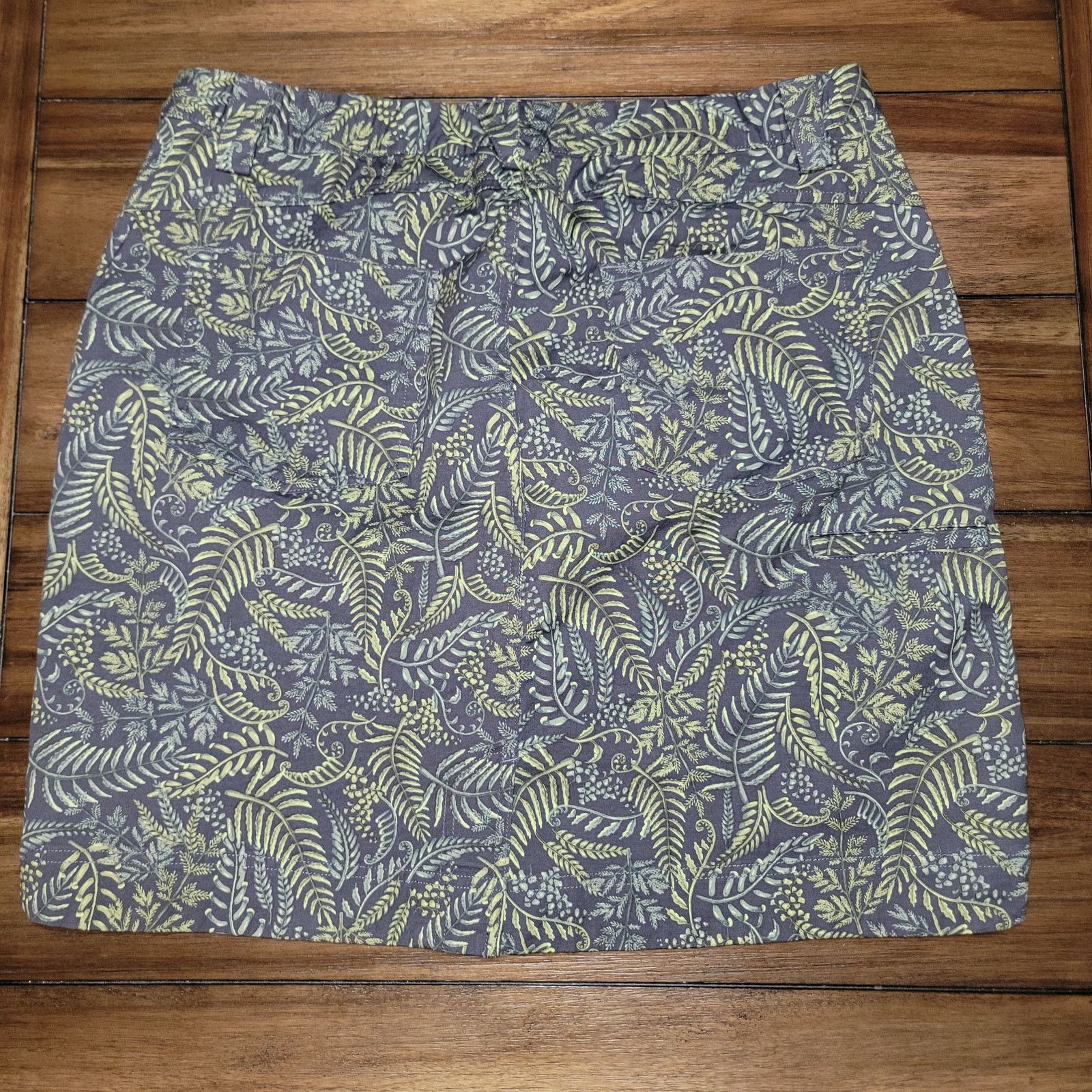 Duluth Trading Company Duluth Trading Co Green Leaves Skort - Size 16 Size 38" / US 16 / IT 52 - 2 Thumbnail